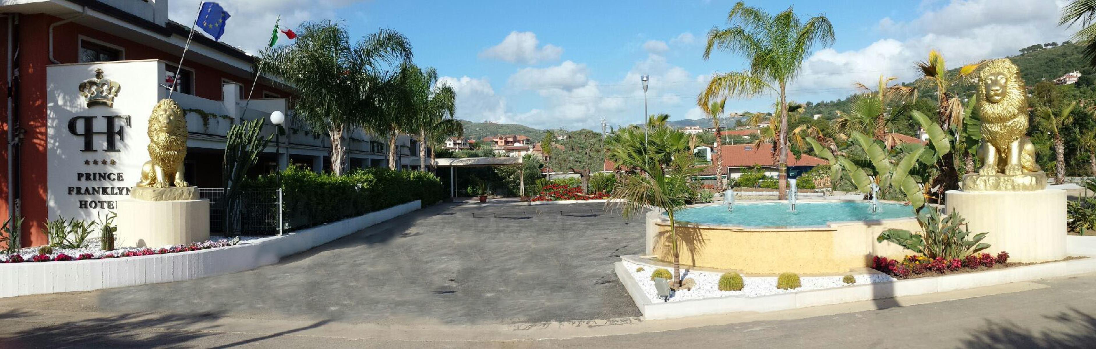 Prince Franklyn Hotel — photo 5