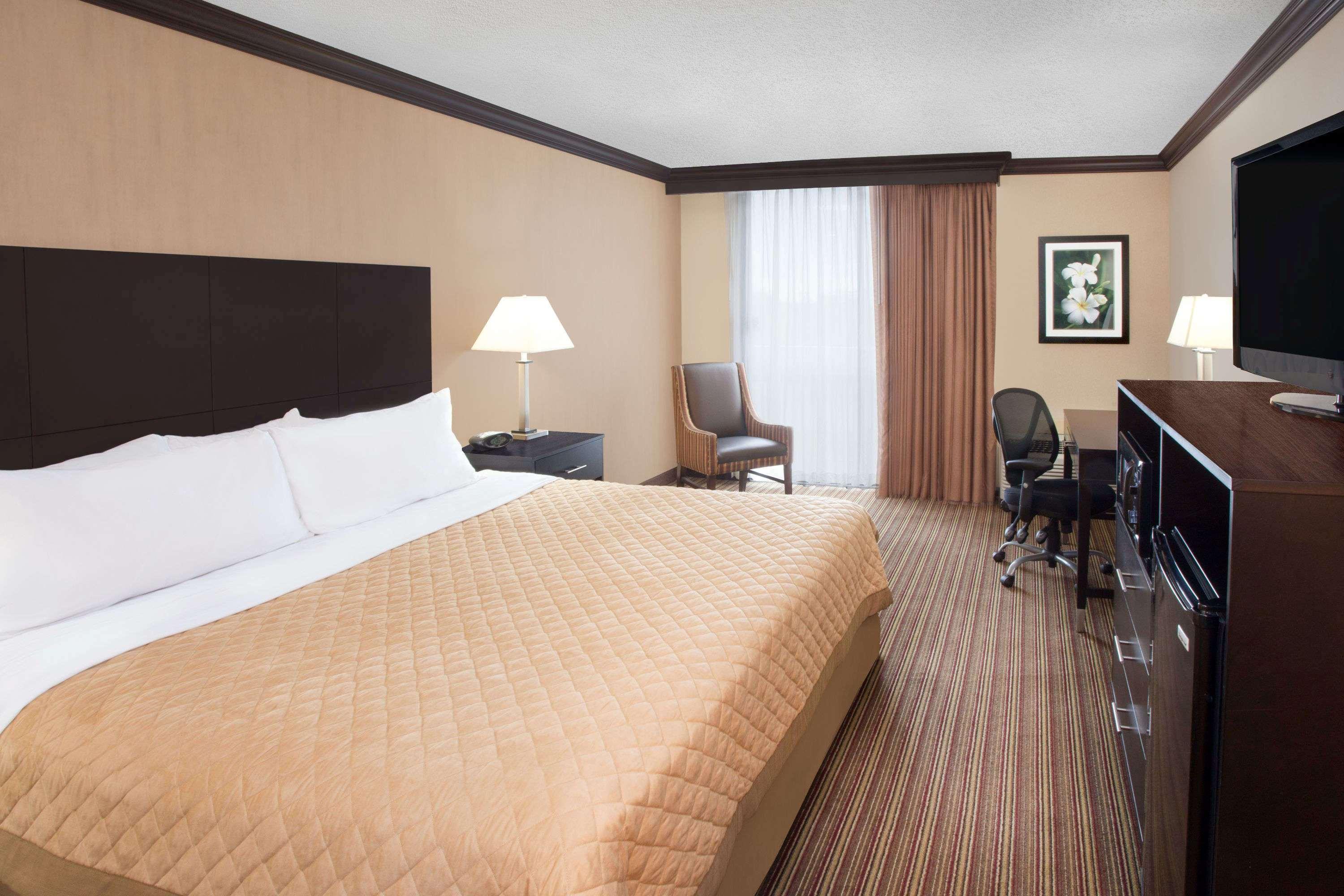 Wyndham Garden Schaumburg Chicago Northwest — photo 3