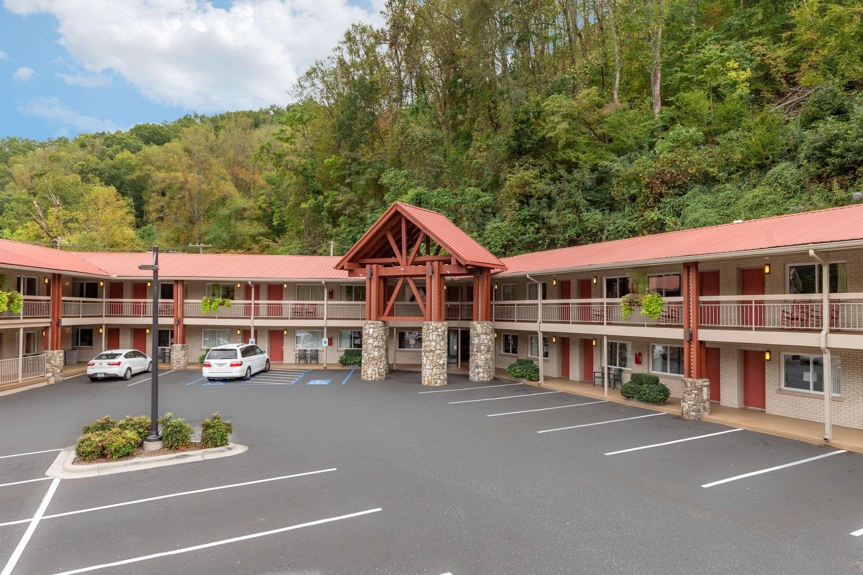 Econo Lodge Cherokee — photo 3