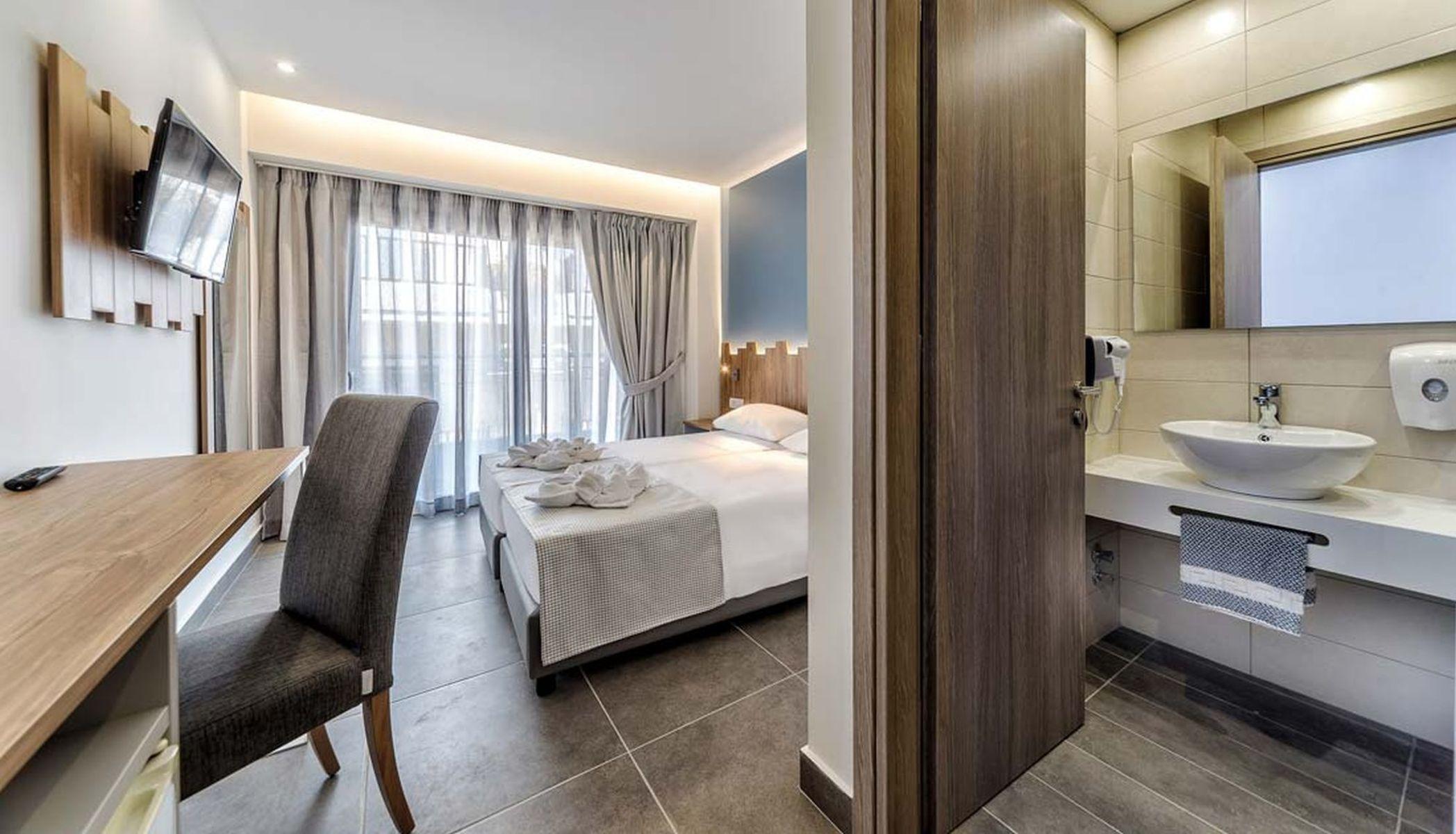 Pollis Hotel — photo 5