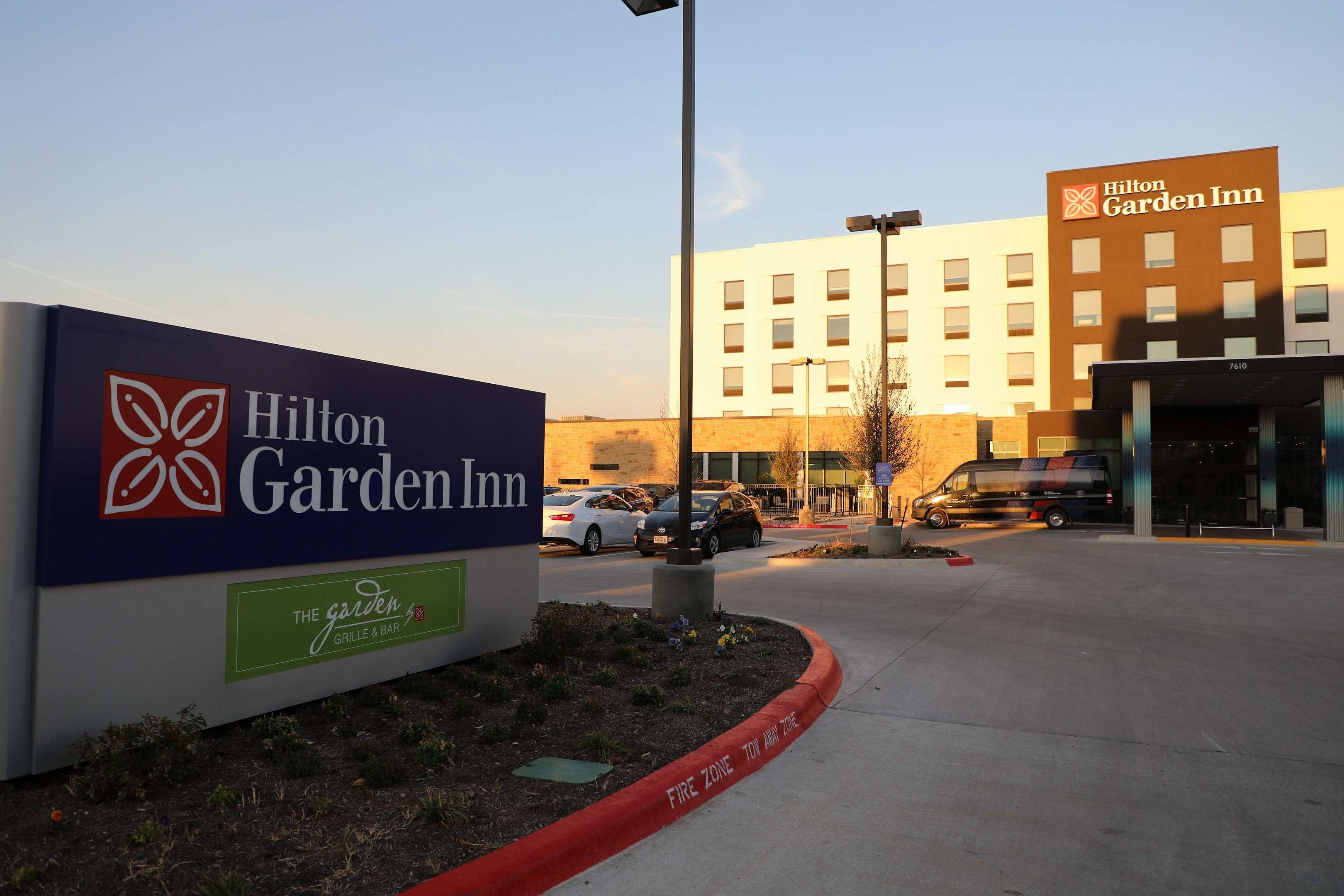 Hilton Garden Inn Austin Airport — photo 3