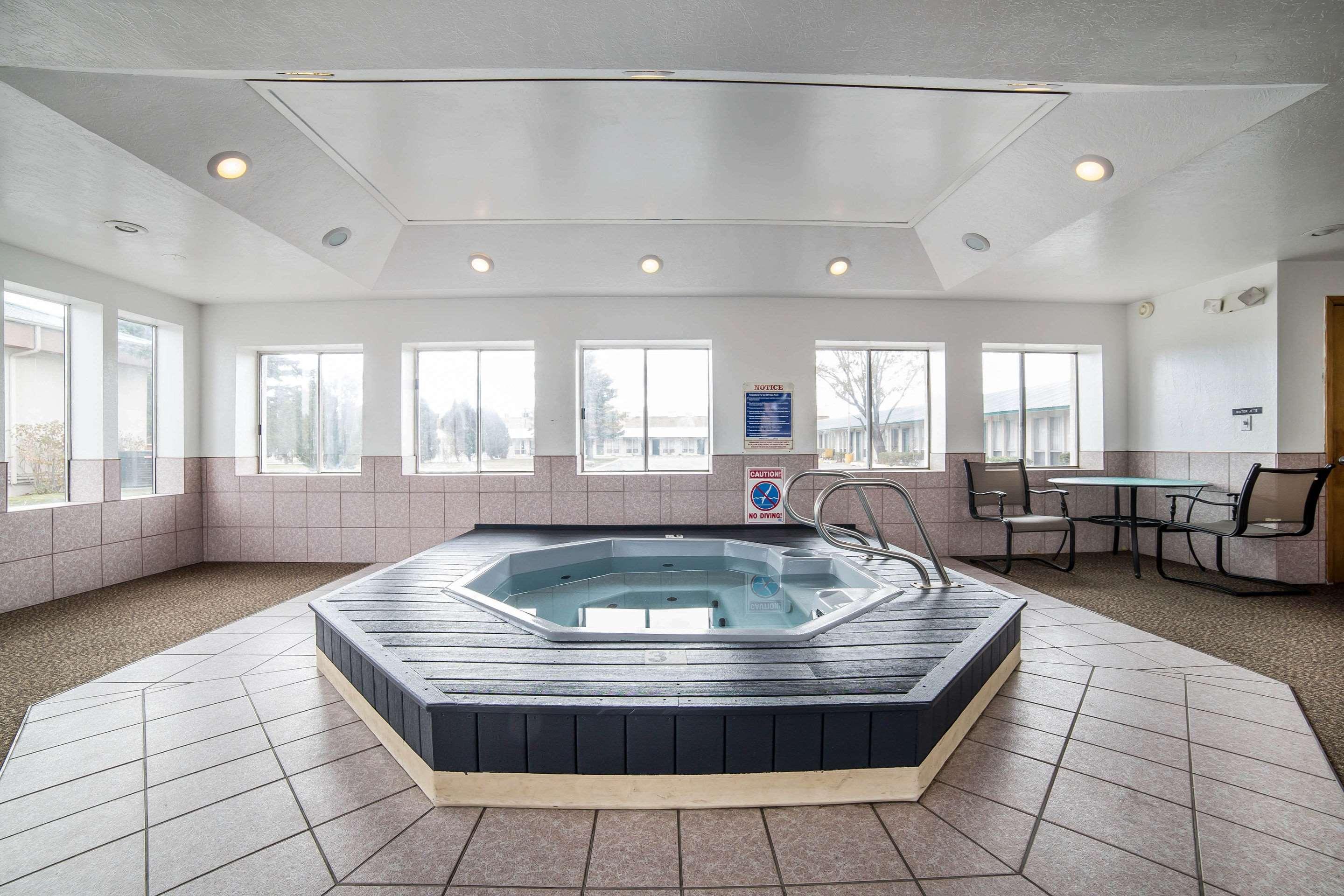 Quality Inn — photo 4
