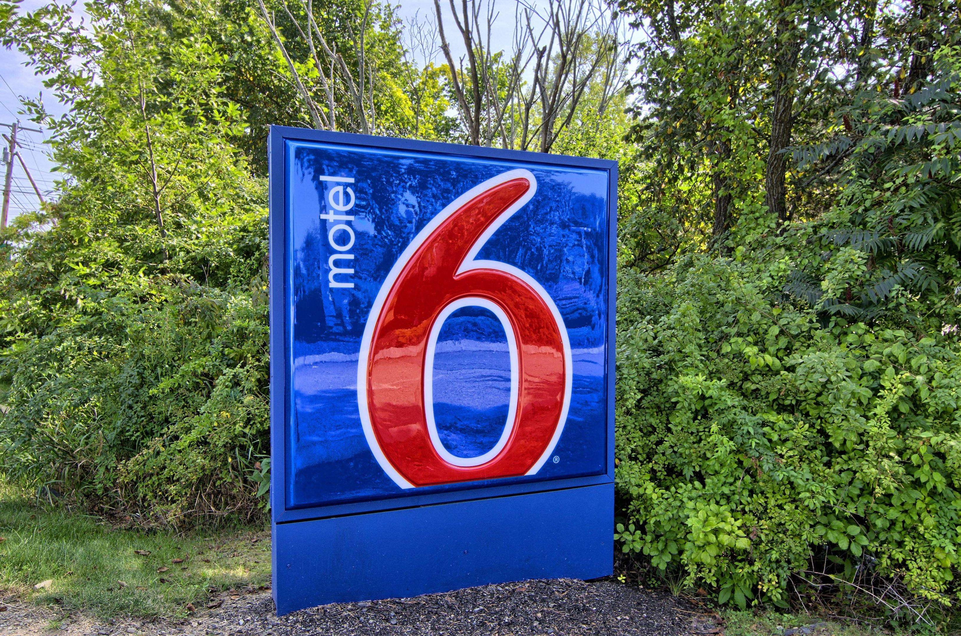 Motel 6 Portsmouth — photo 4