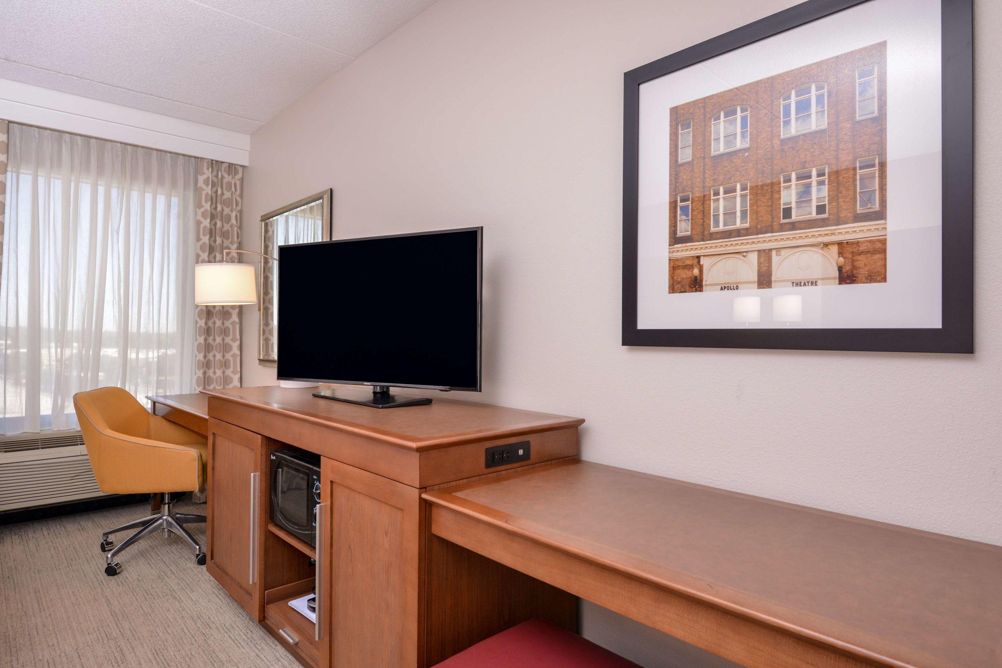 Hampton Inn Martinsburg — photo 5