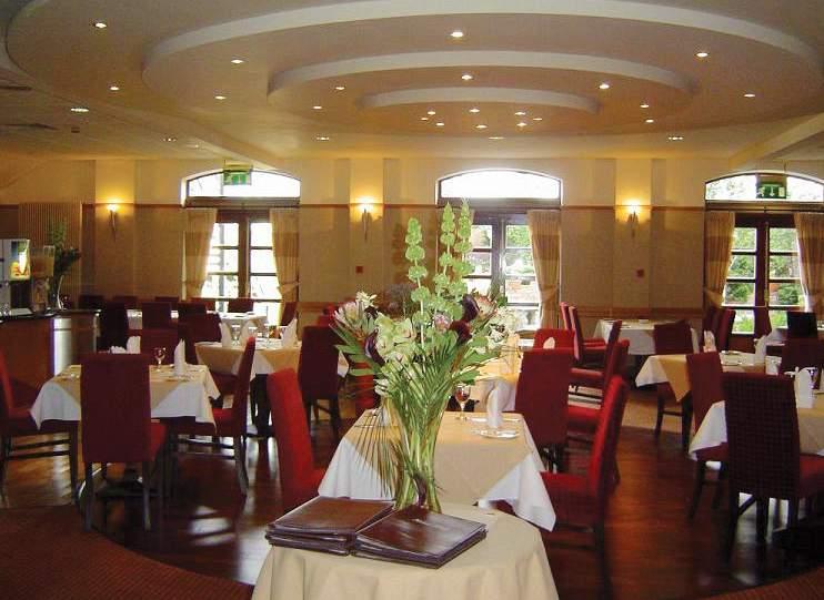 Loughshore Hotel Belfast — photo 4