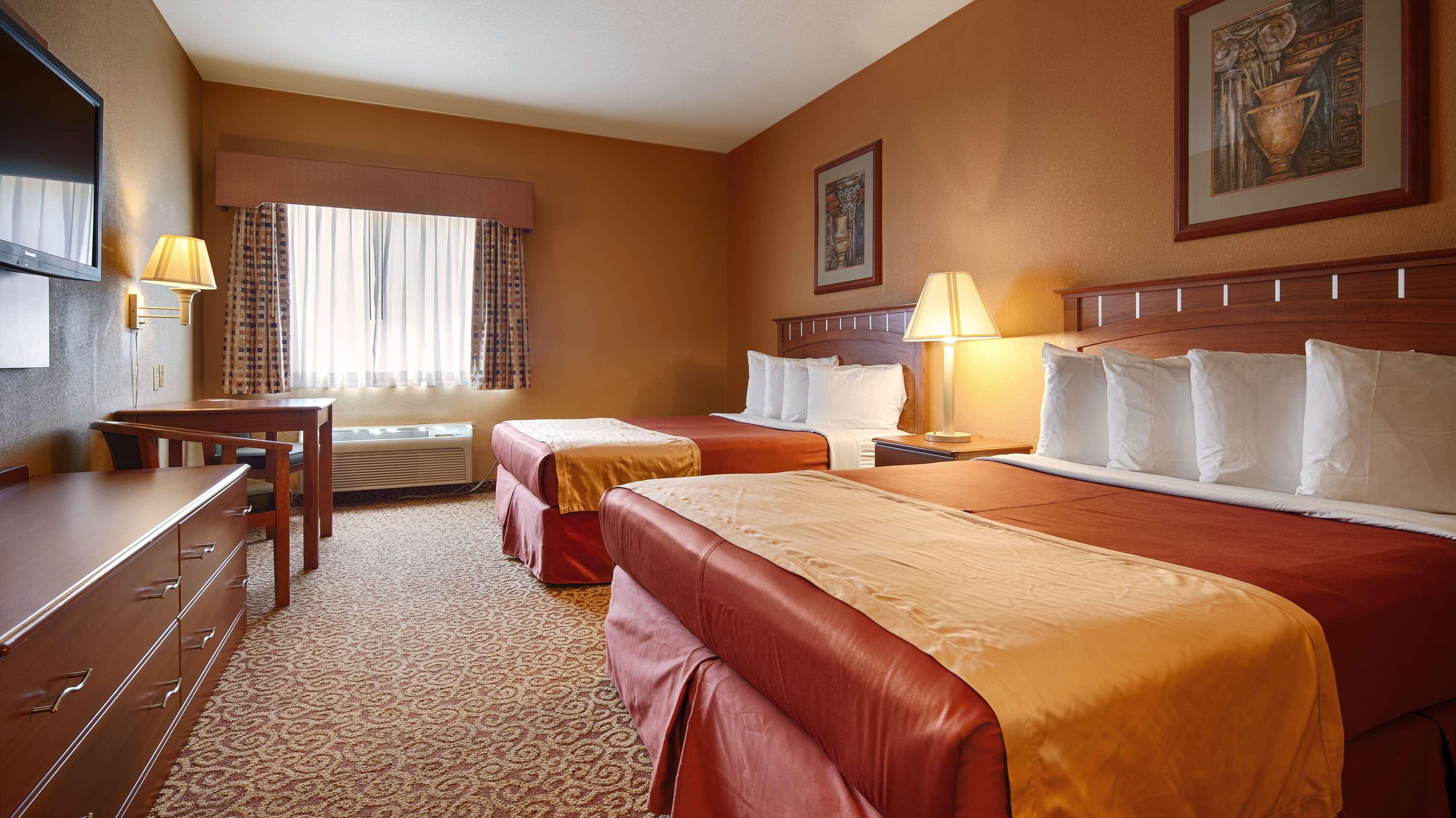 Best Western Denton Inn — photo 5
