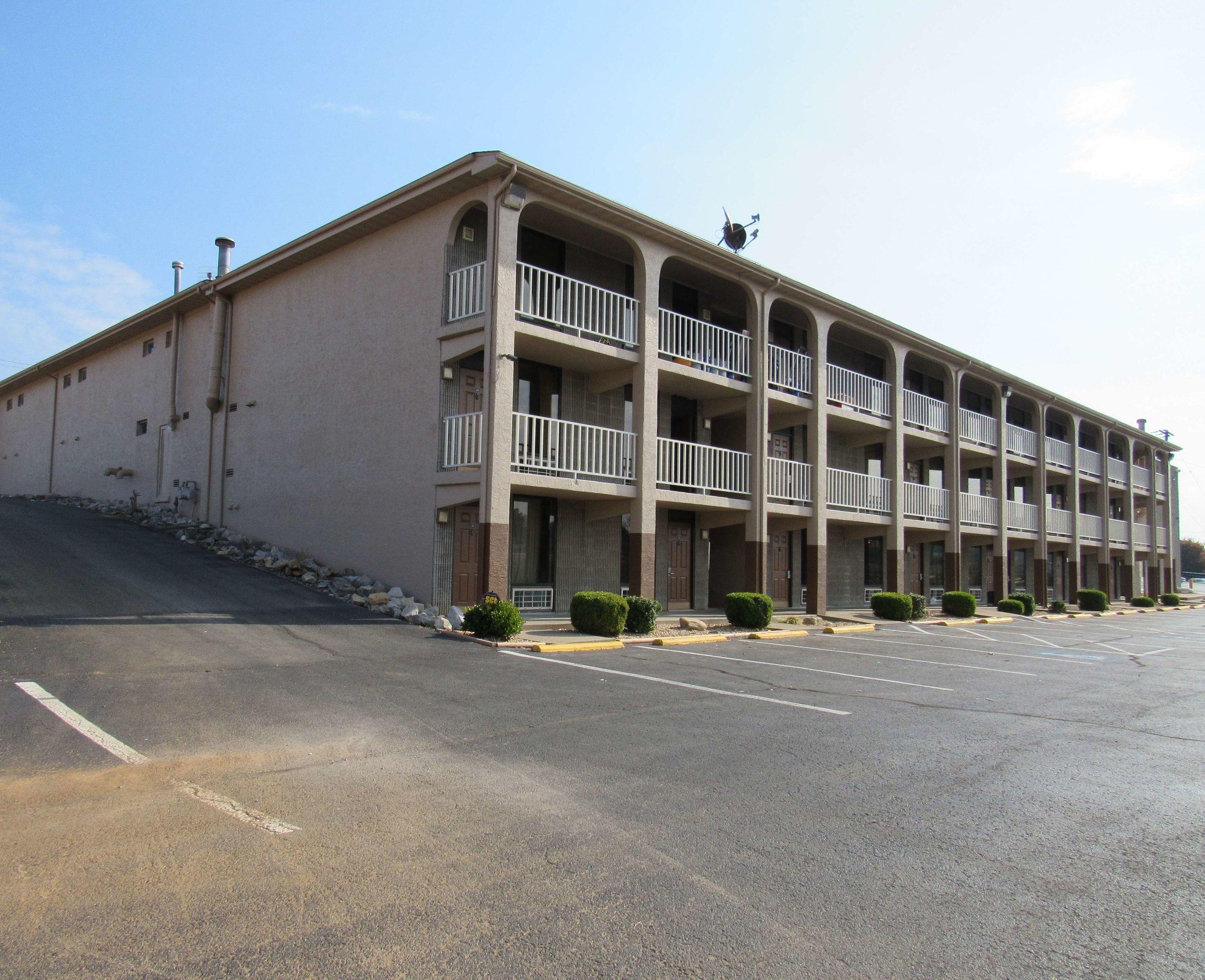 Americas Best Value Inn — photo 5