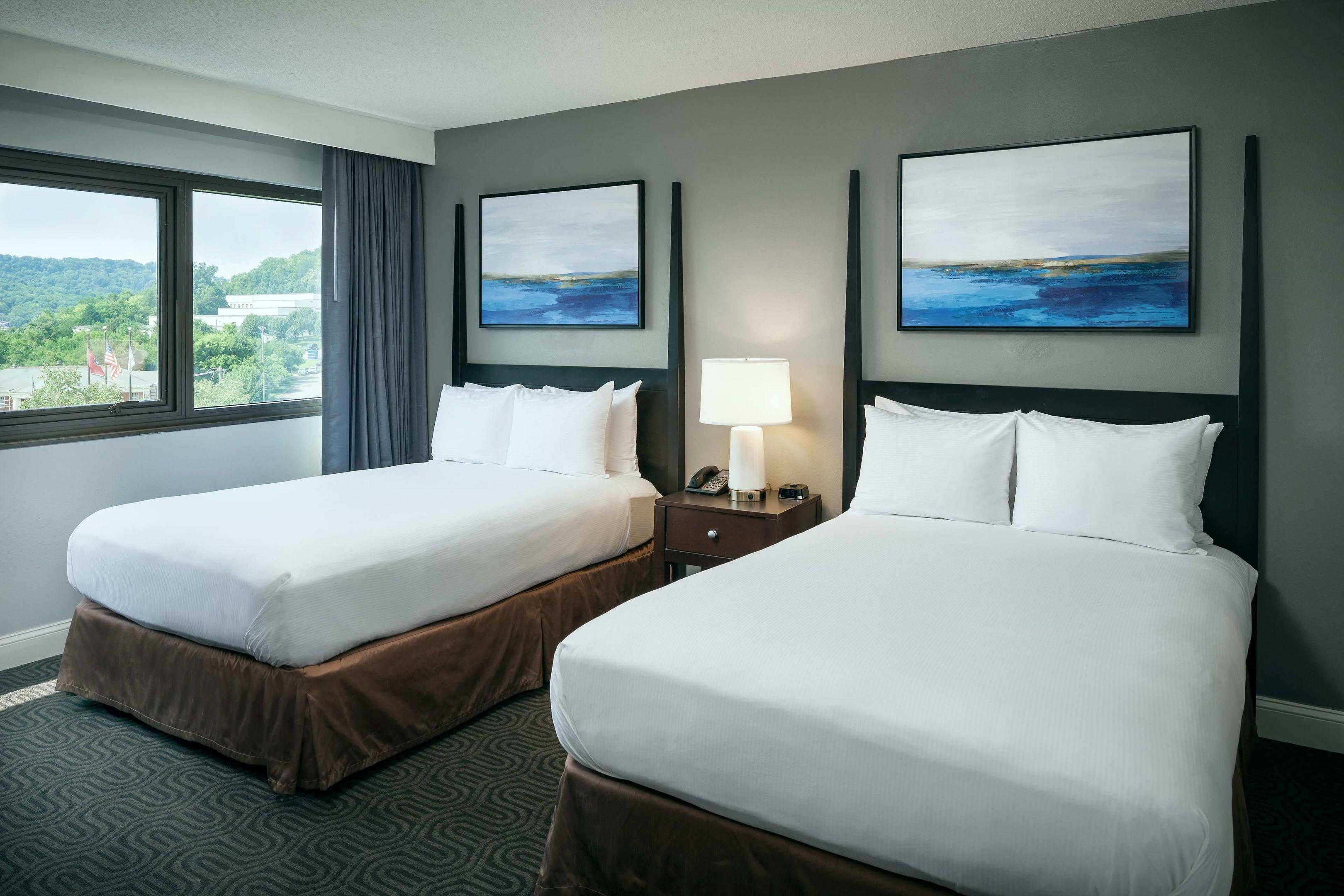 Hilton Suites Brentwood — photo 5