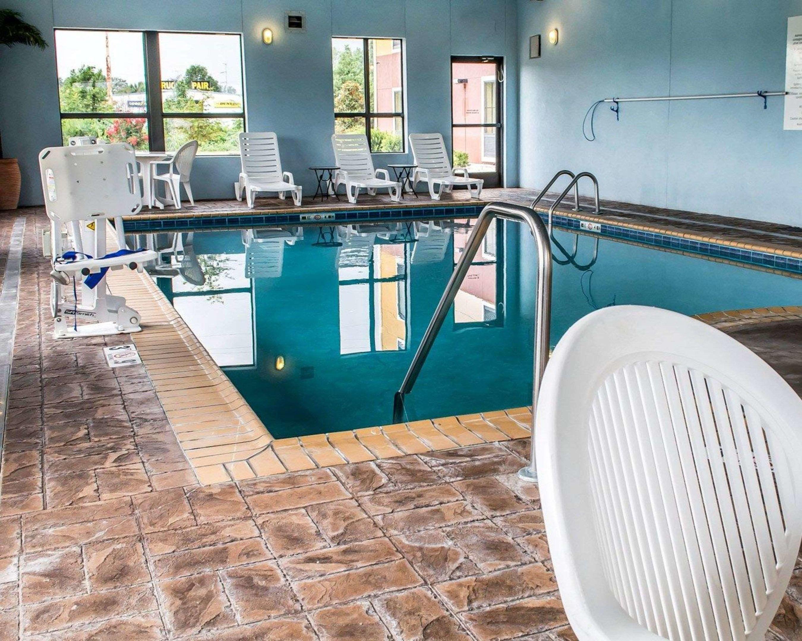 Comfort Inn & Suites Franklin — photo 4