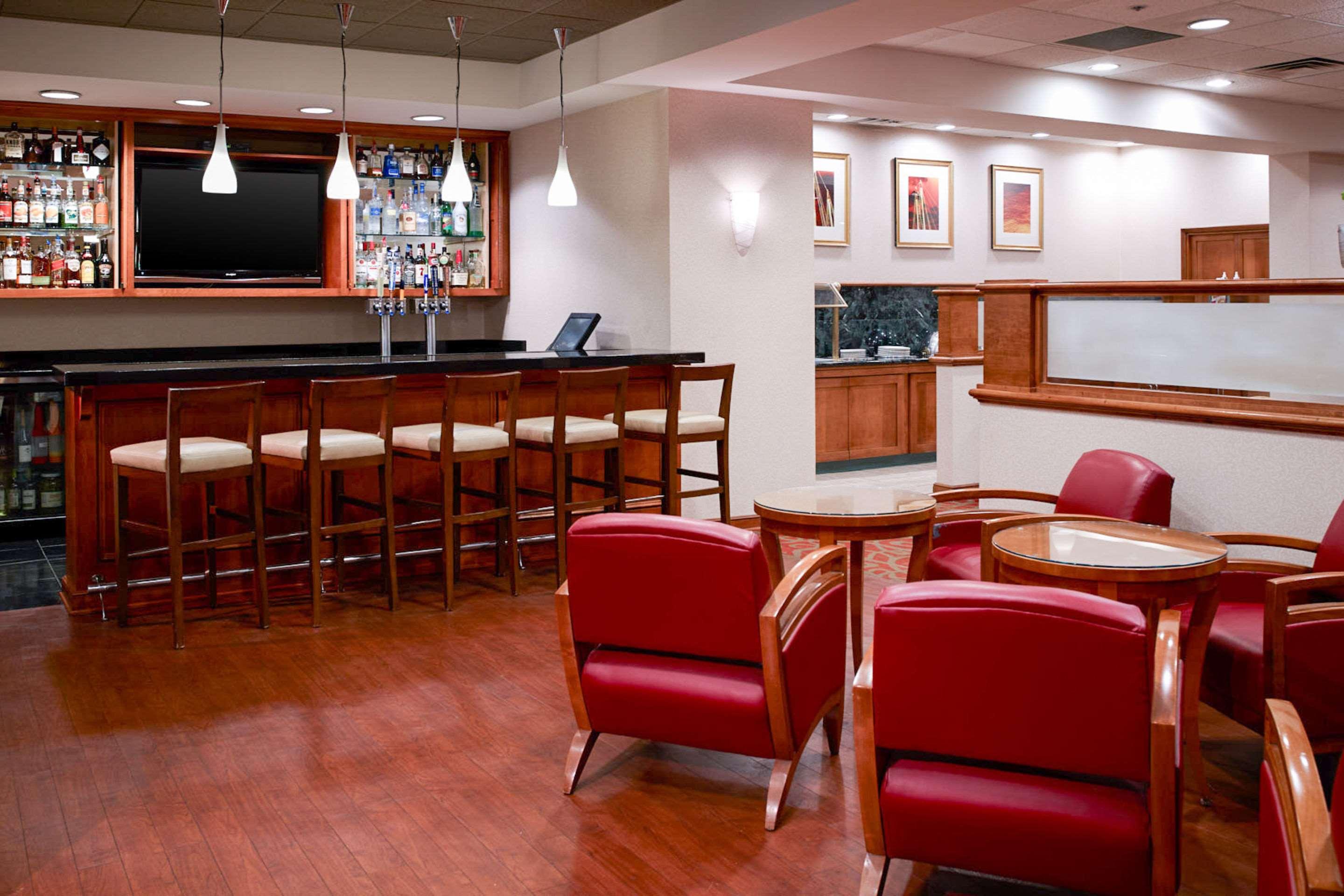 Clarion Hotel Airport — photo 5