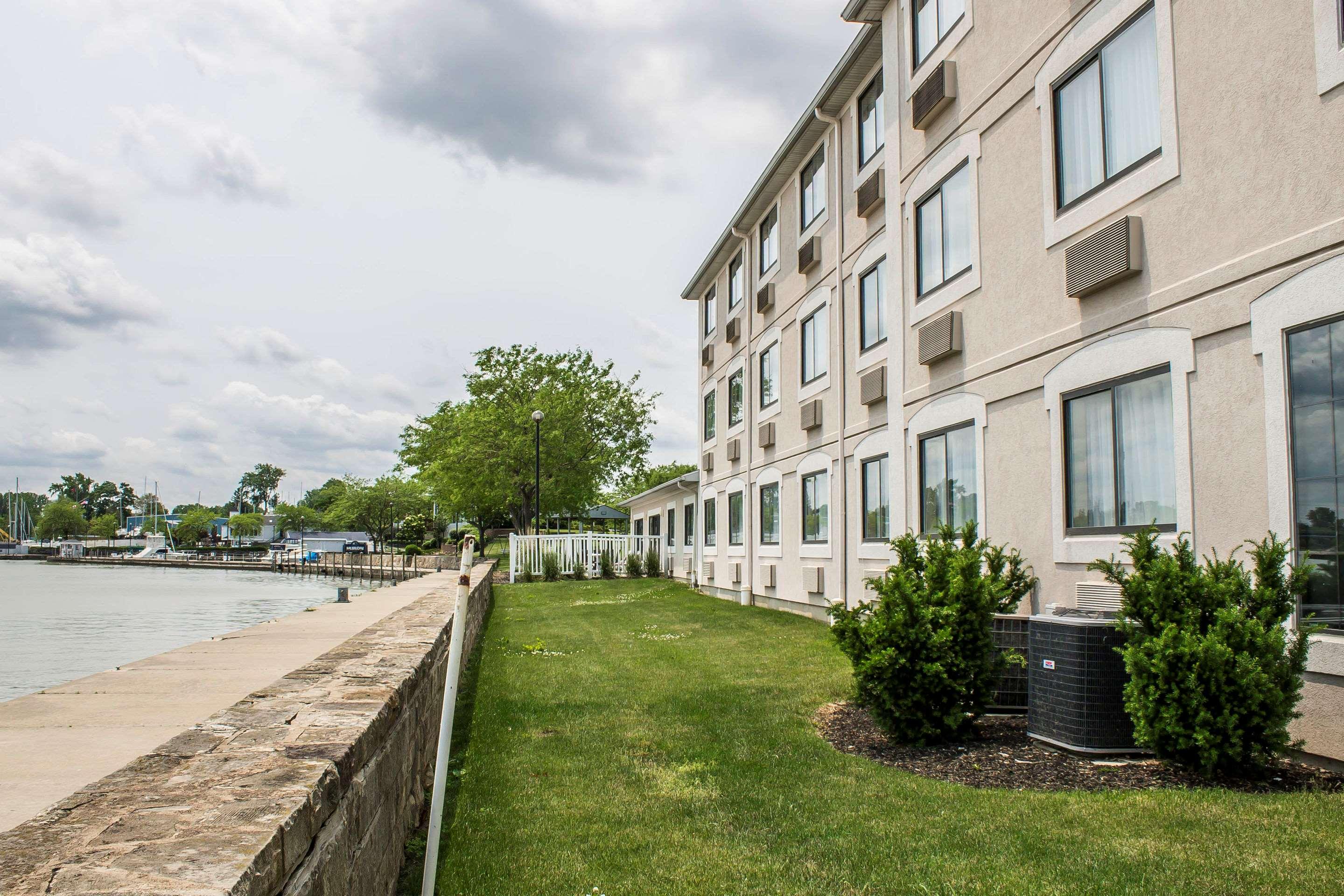 Comfort Inn River's Edge — photo 3