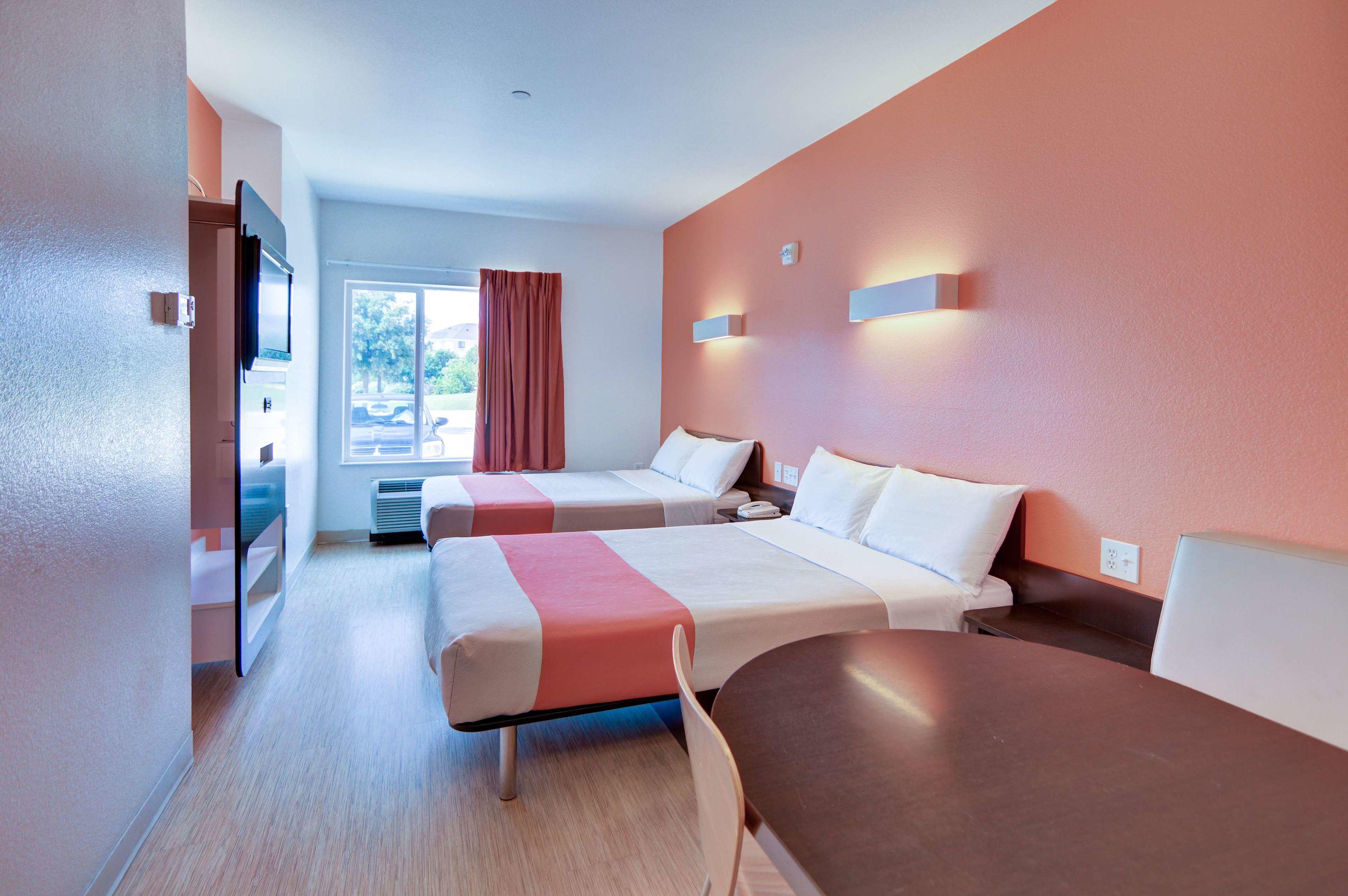 Motel 6 Ft Worth Northlake - Speedway — photo 4