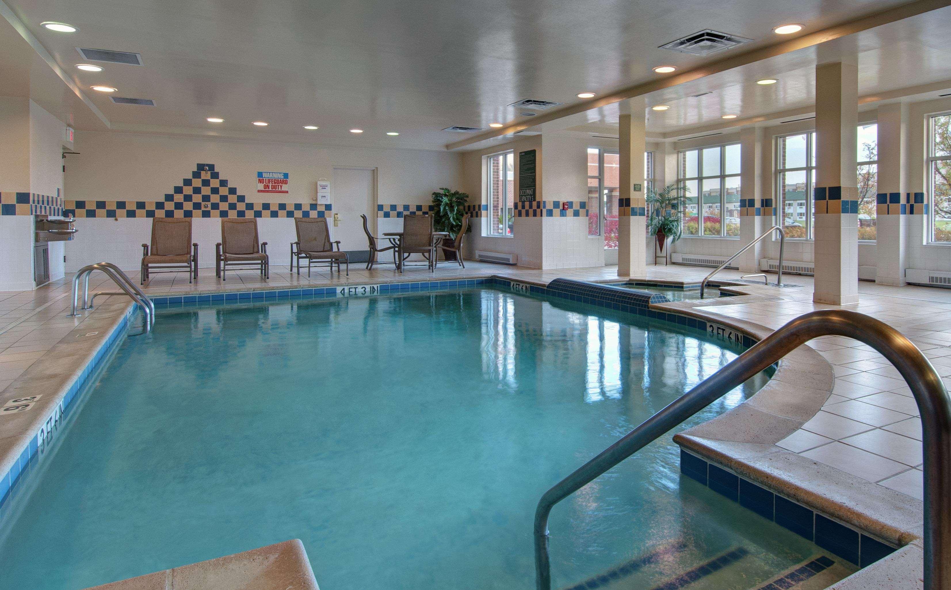 Hilton Garden Inn Detroit Metro Airport — photo 4