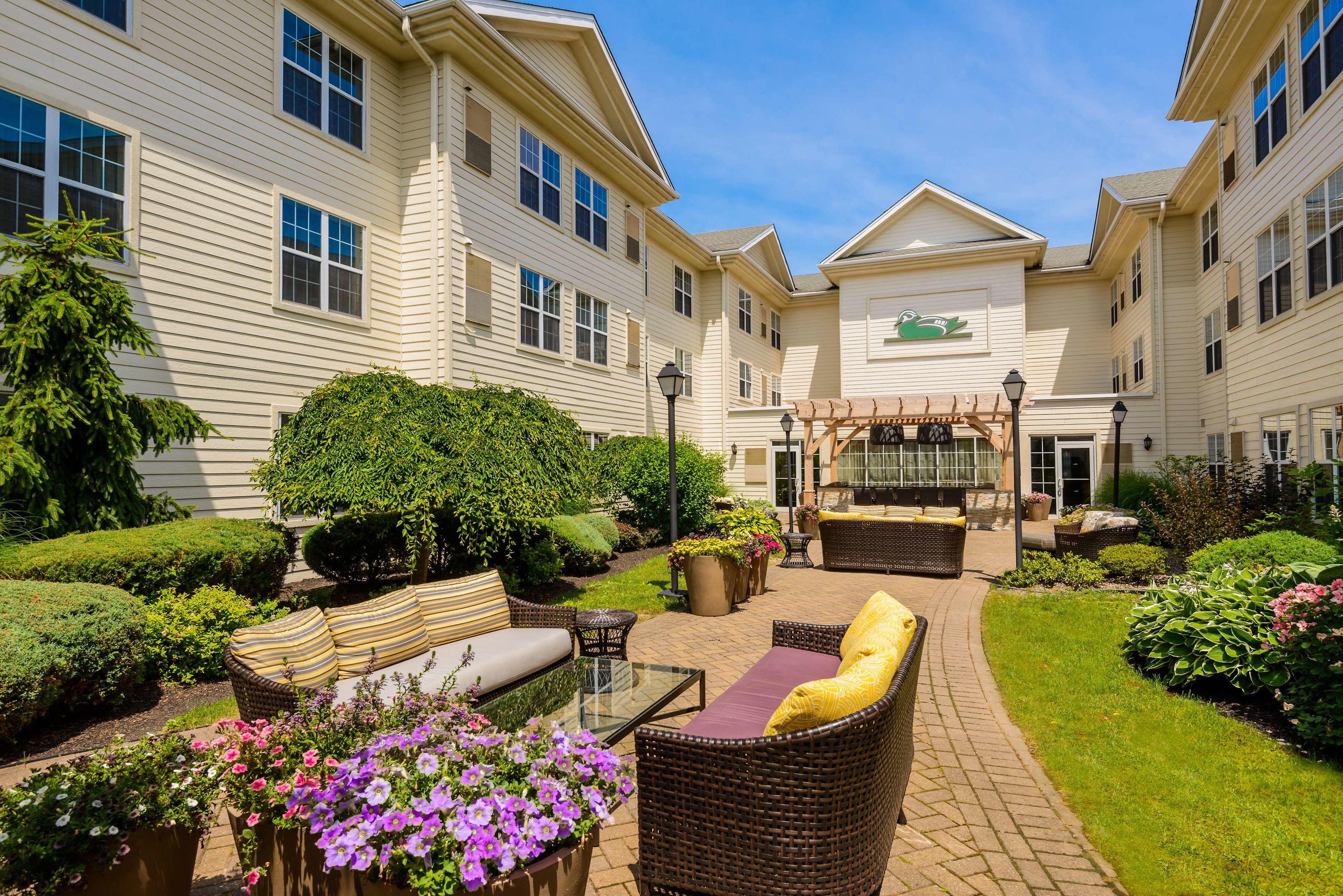 Homewood Suites by Hilton Buffalo-Airport — photo 3