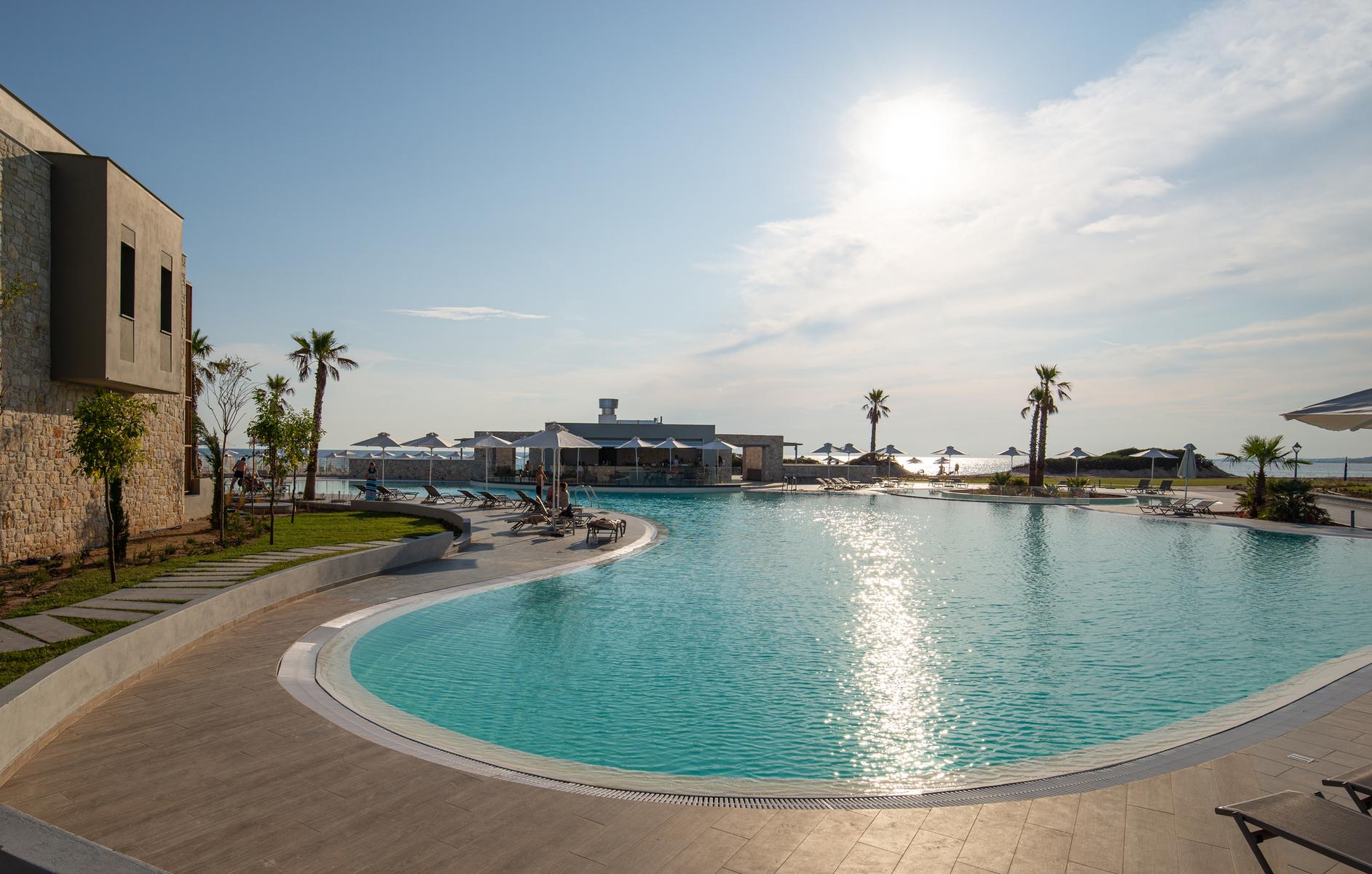 Portes Lithos Luxury Resort — photo 5