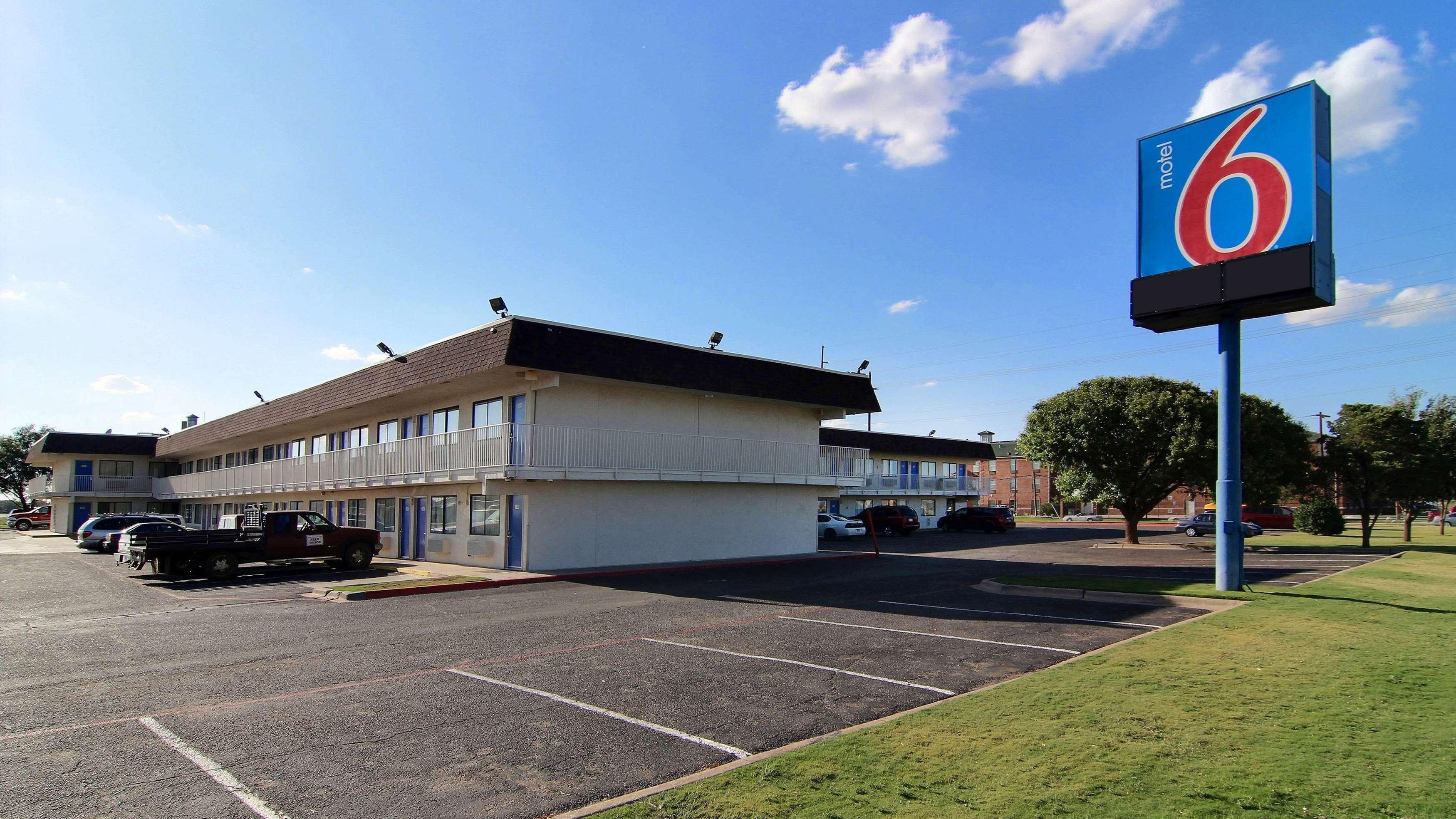 Motel 6 Lubbock — photo 4