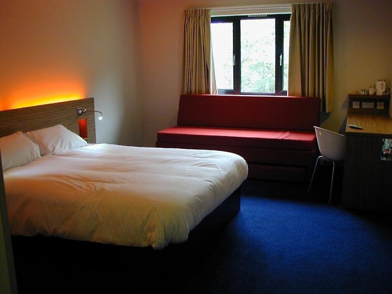 Travelodge Limerick Castletroy Hotel — photo 5