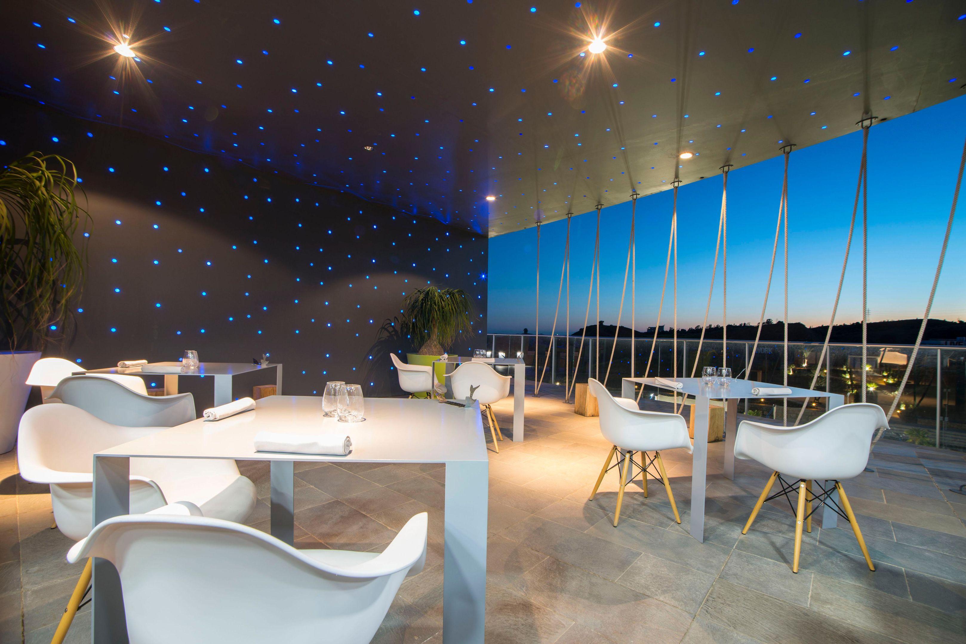 Higueron Hotel Malaga, Curio Collection by Hilton — photo 5