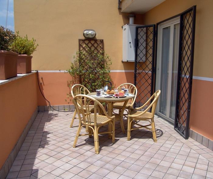 Crosti Apartments — photo 5