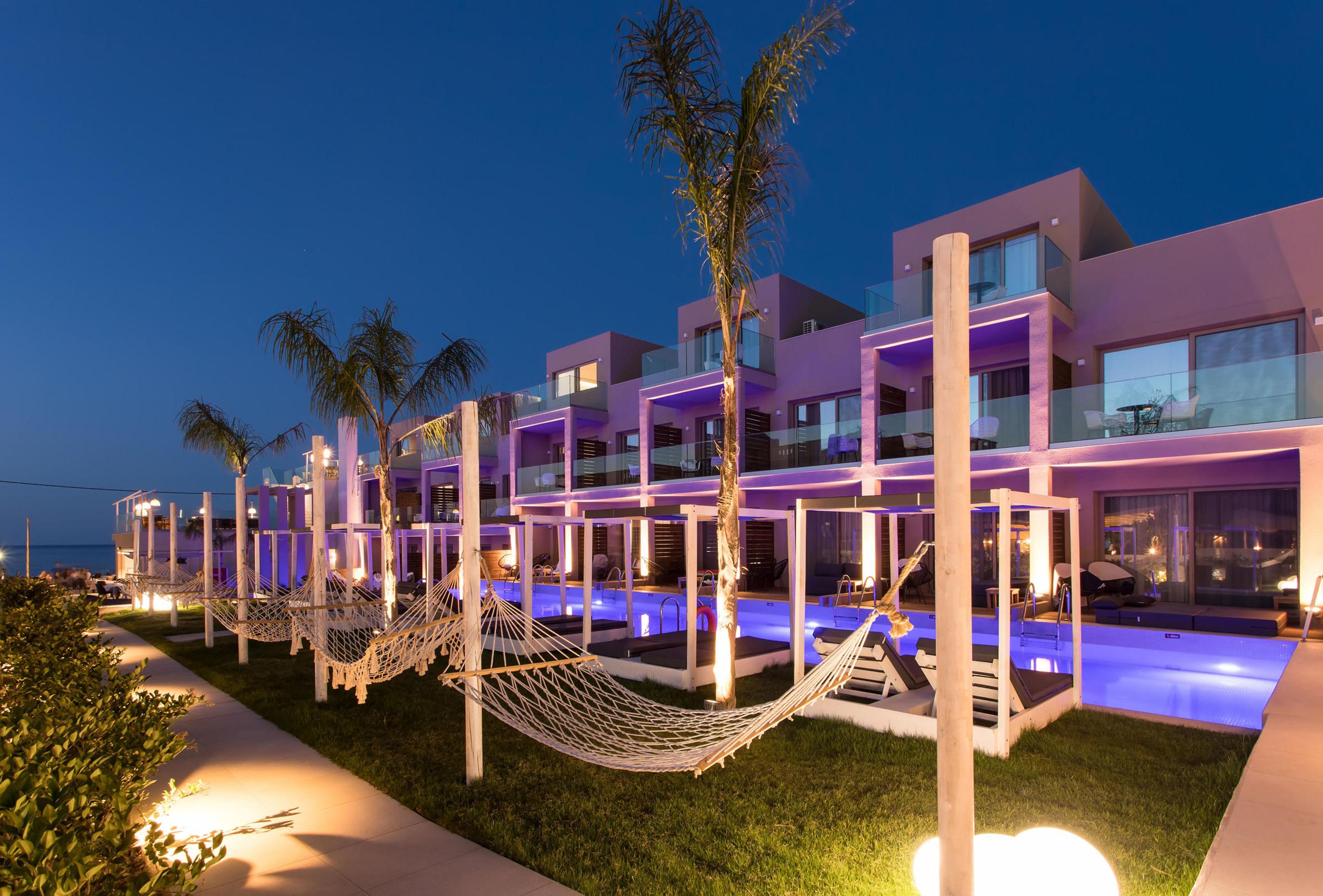 Epos Luxury Hotel — photo 1