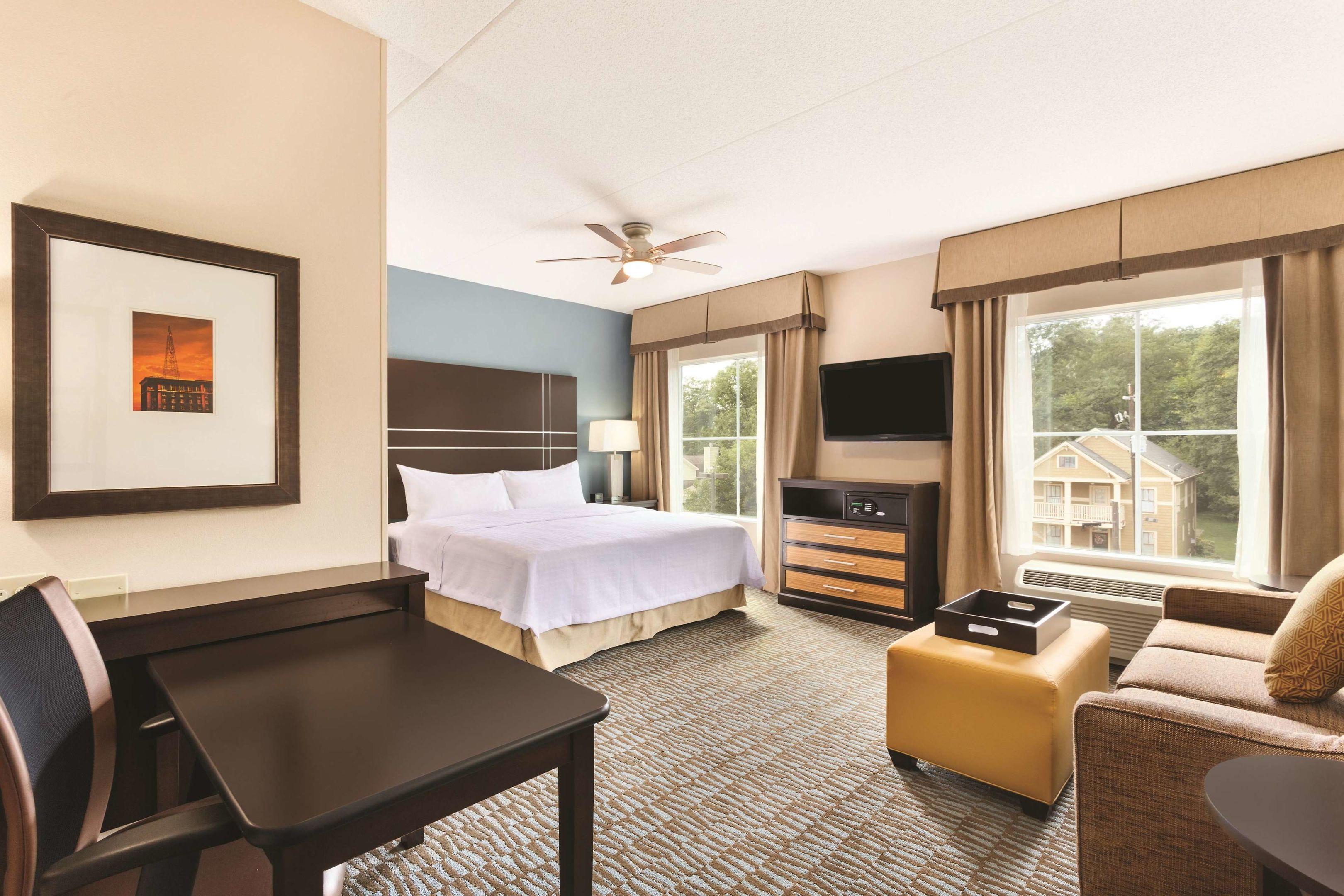 Homewood Suites by Hilton Atlanta Airport North — photo 4