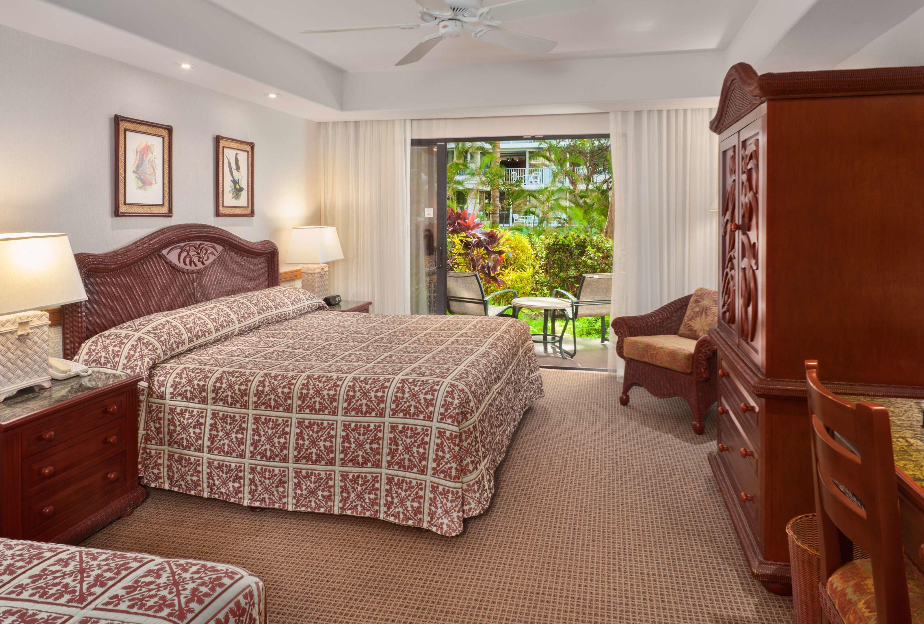Kaanapali Beach Hotel — photo 4