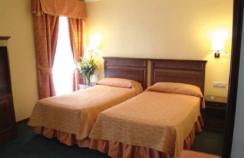 Hotel Maestranza — photo 4