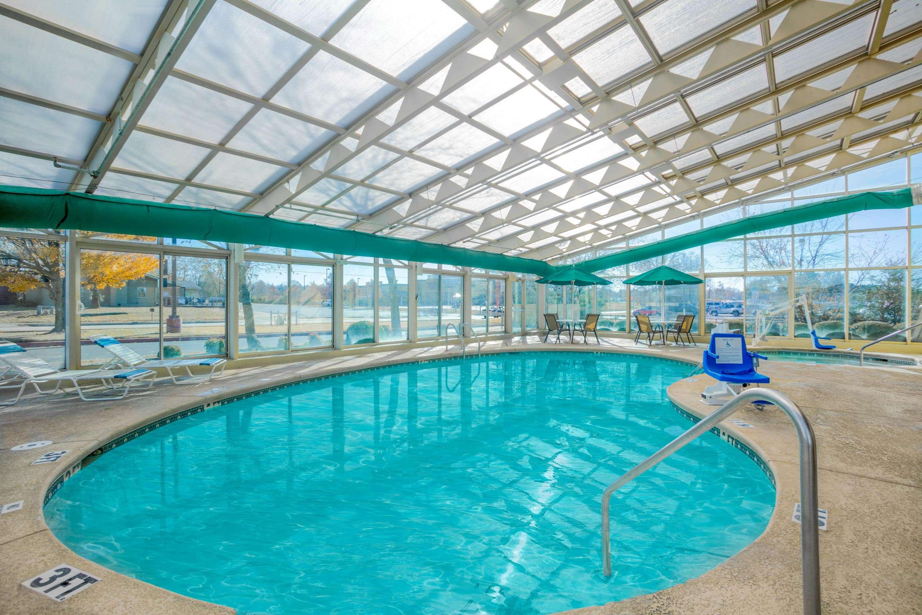 La Quinta Inn & Suites by Wyndham Springdale — photo 5