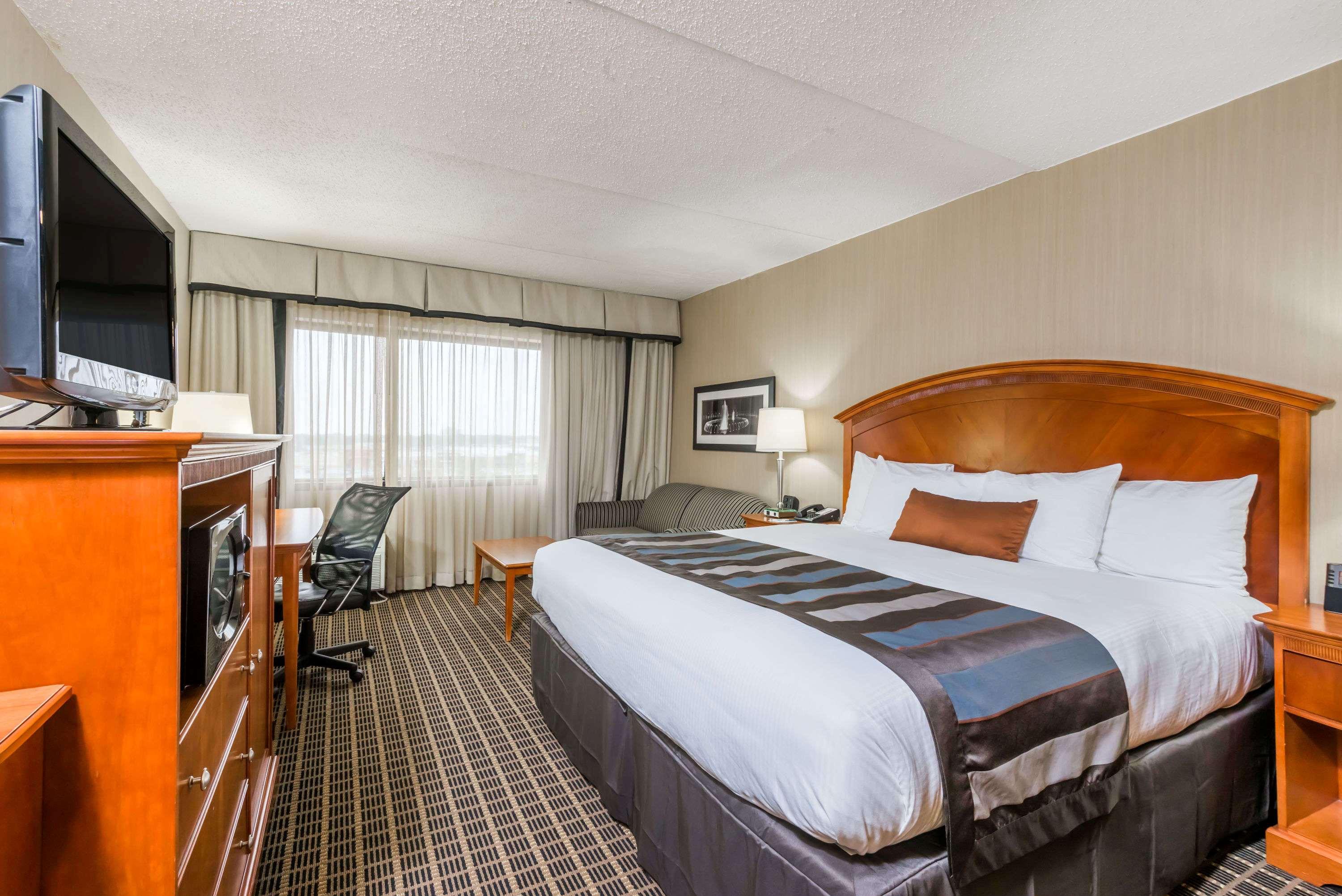 Wingate by Wyndham Springfield — photo 5