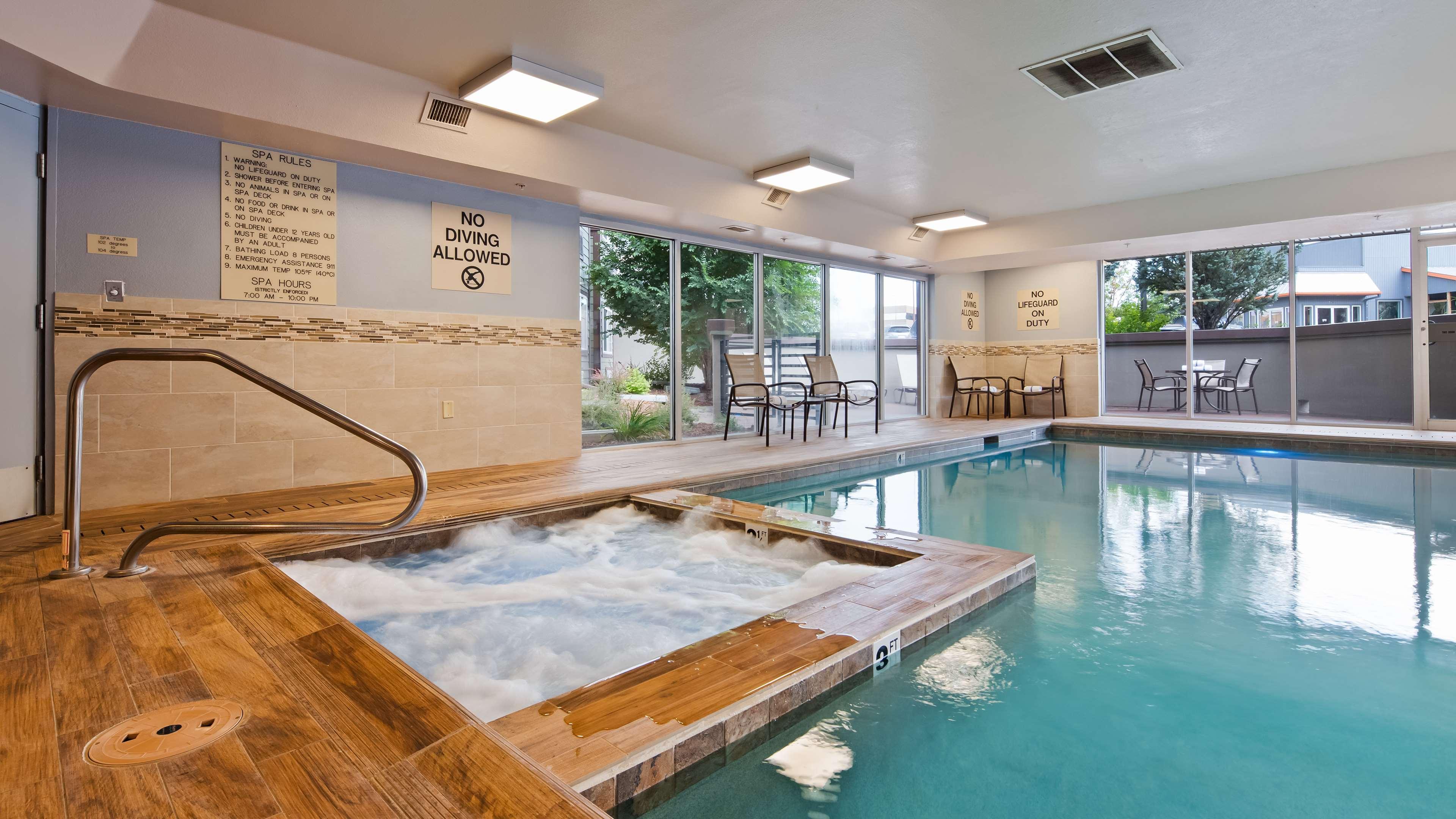 Best Western Plus Peak Vista Inn & Suites — photo 4