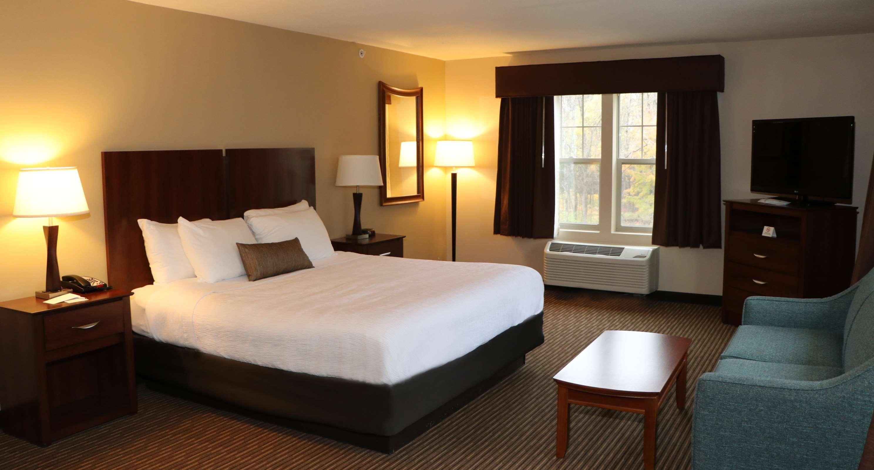Best Western Plus Saratoga Springs — photo 5