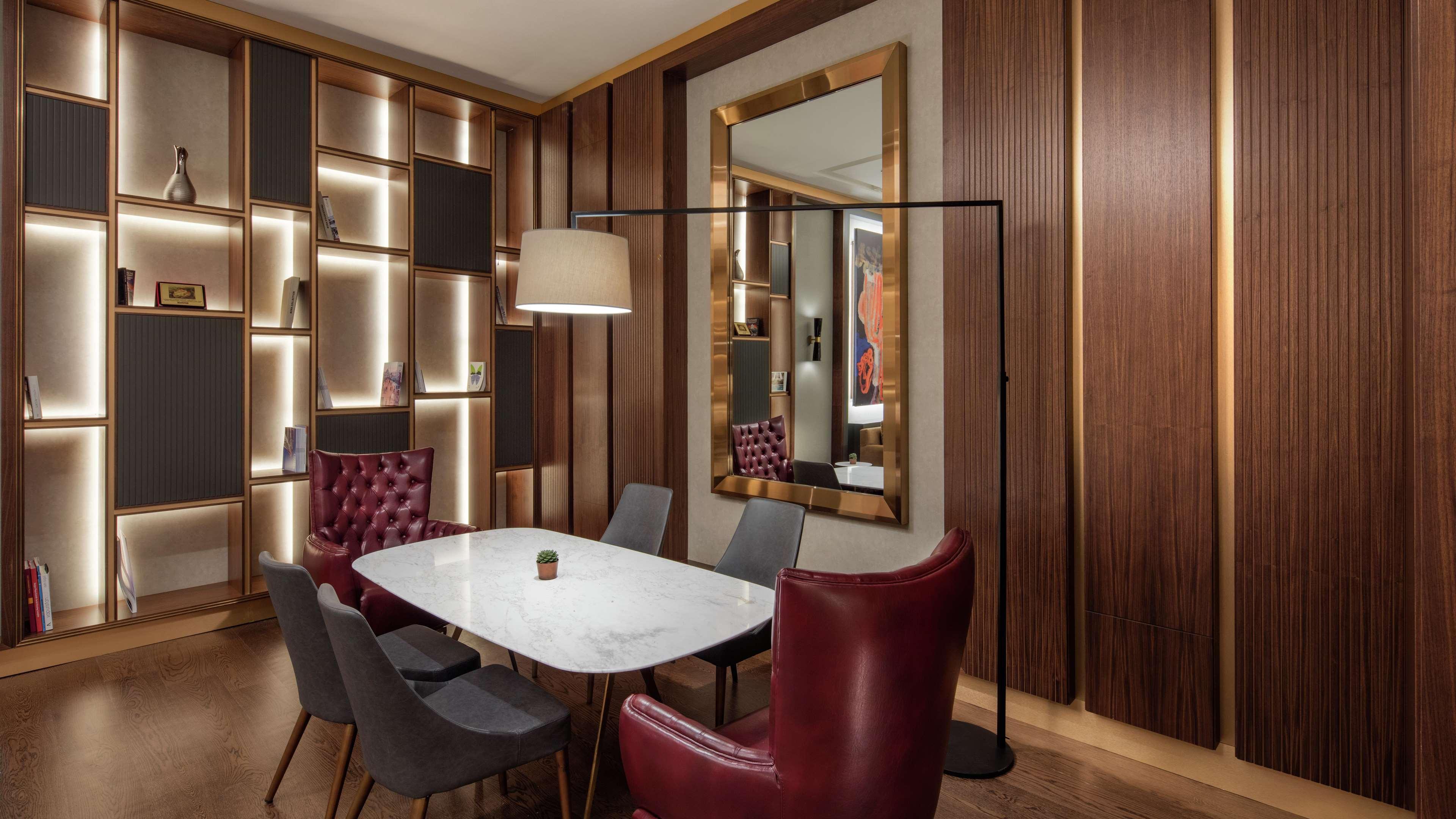 Hilton Istanbul Maslak — photo 4
