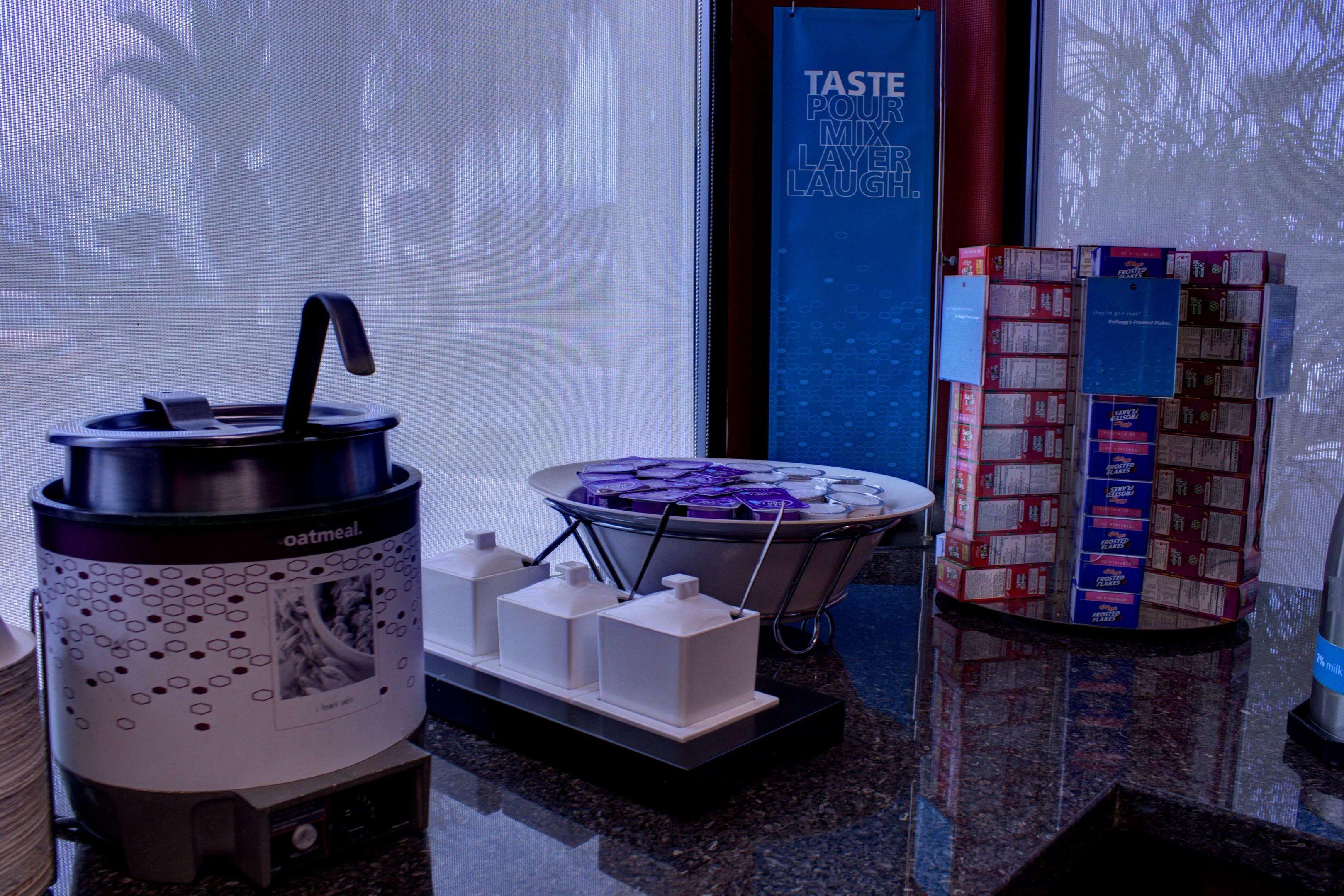Hampton Inn Daytona Speedway-Airport — photo 5