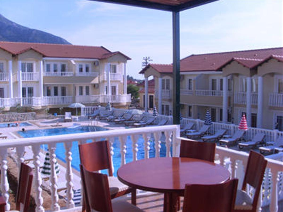 Moneba Suite Hotel — photo 5