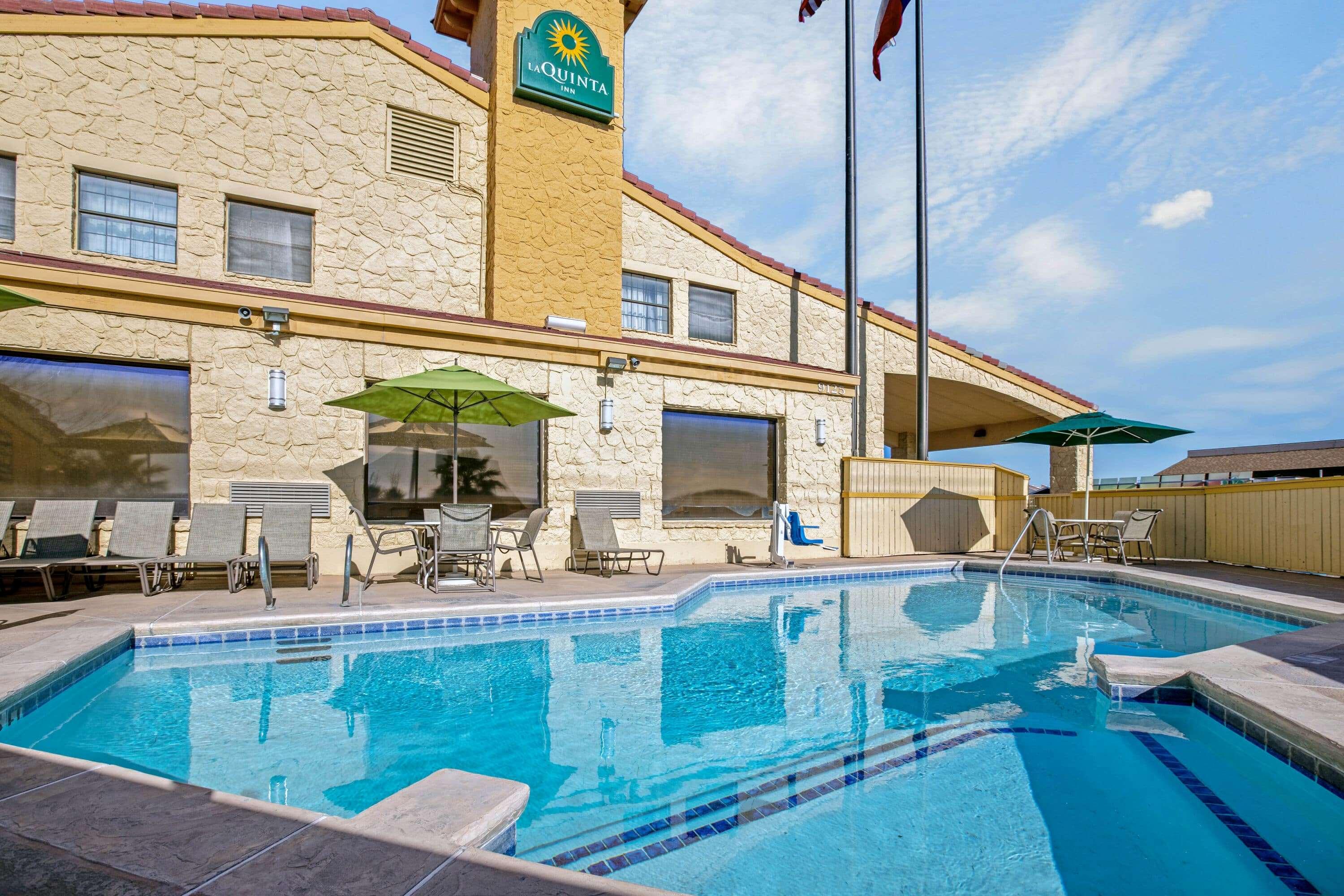La Quinta Inn El Paso Cielo Vista — photo 5