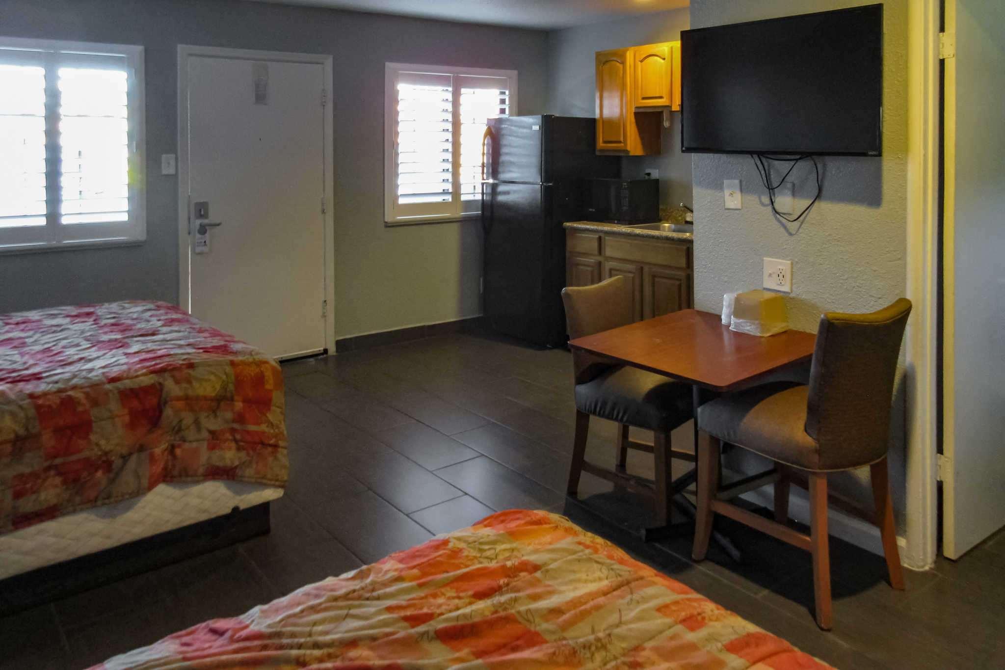 Rodeway Inn — photo 4
