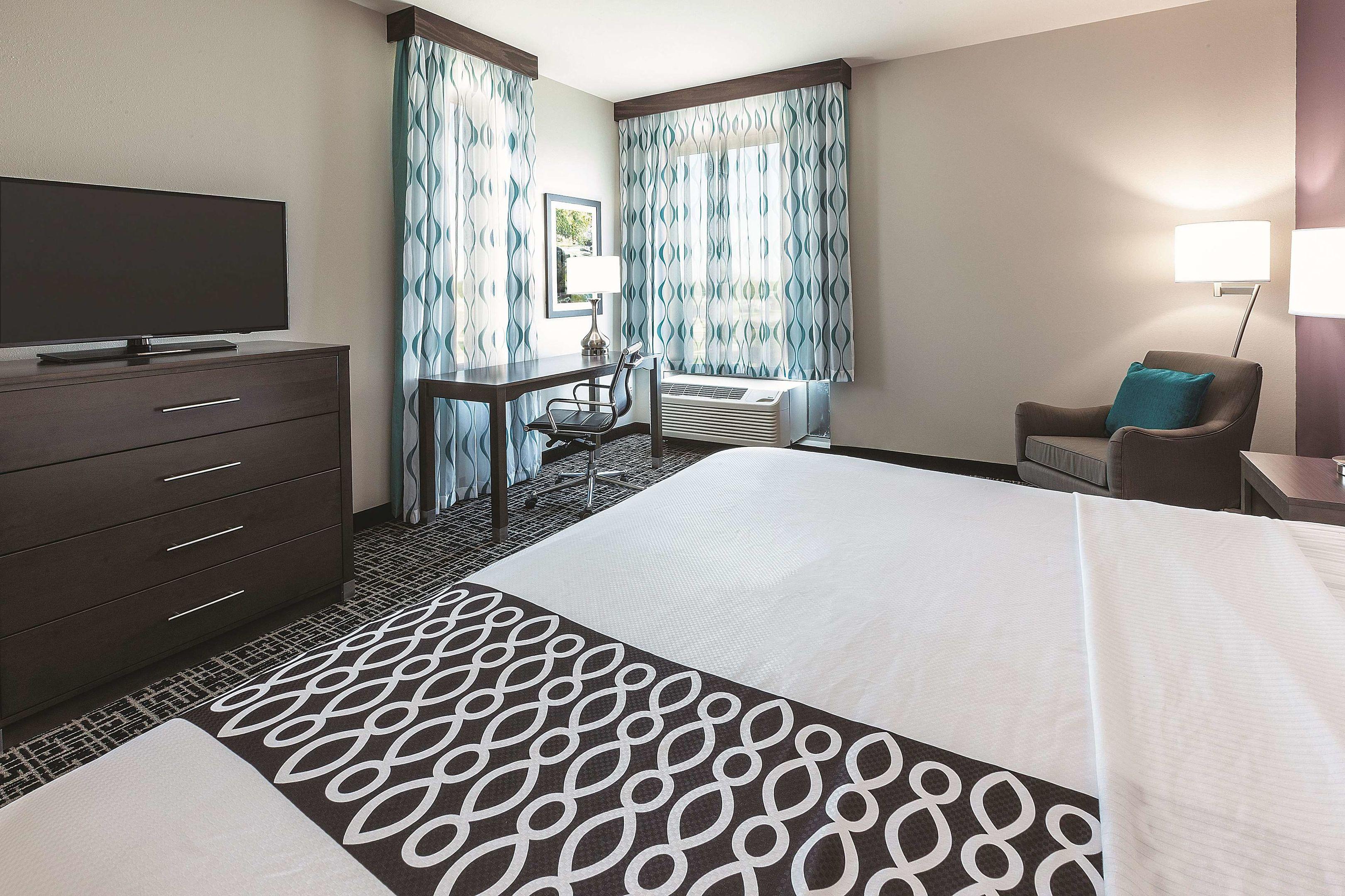 La Quinta Inn & Suites Terre Haute — photo 5