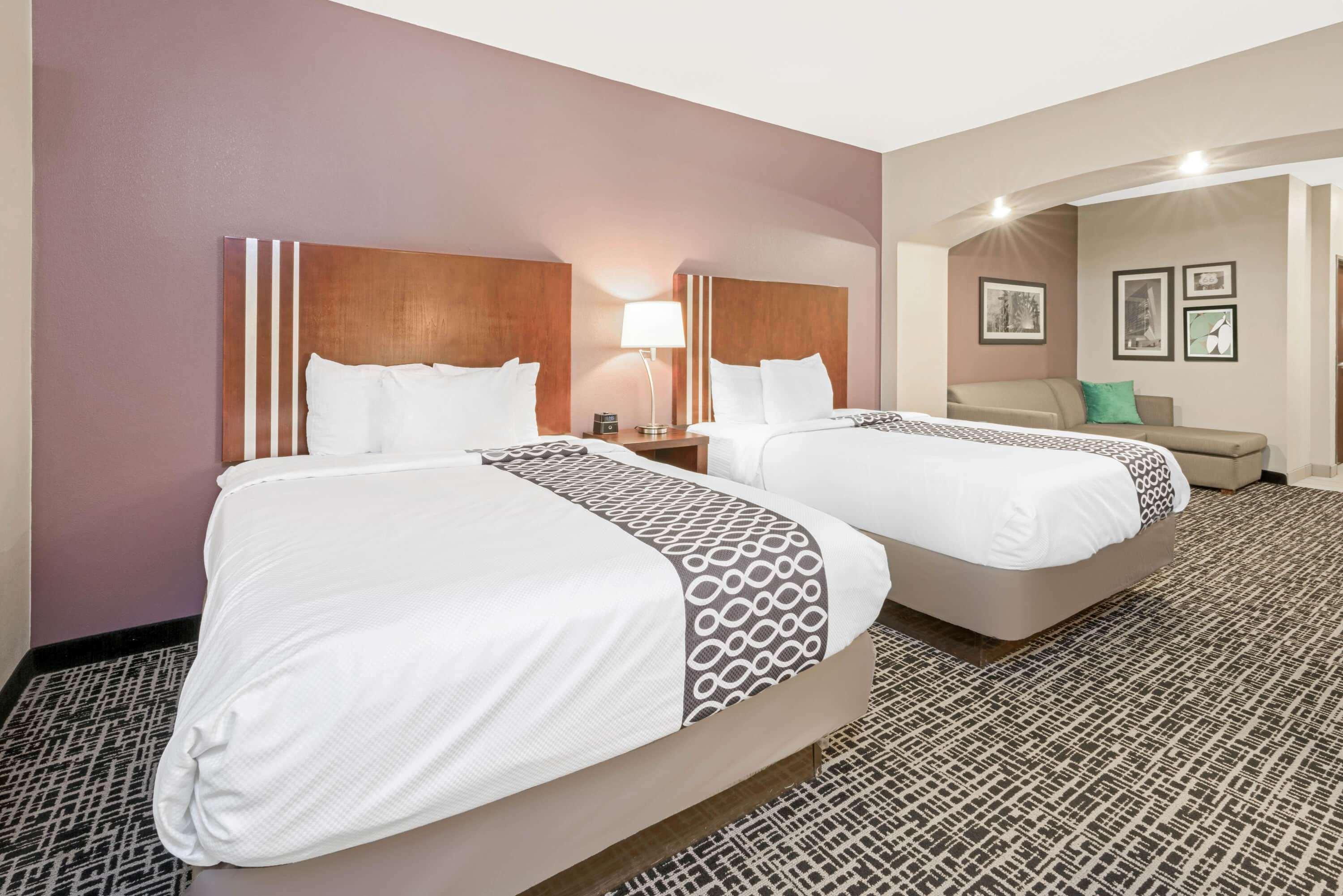 La Quinta Inn & Suites Yukon — photo 4