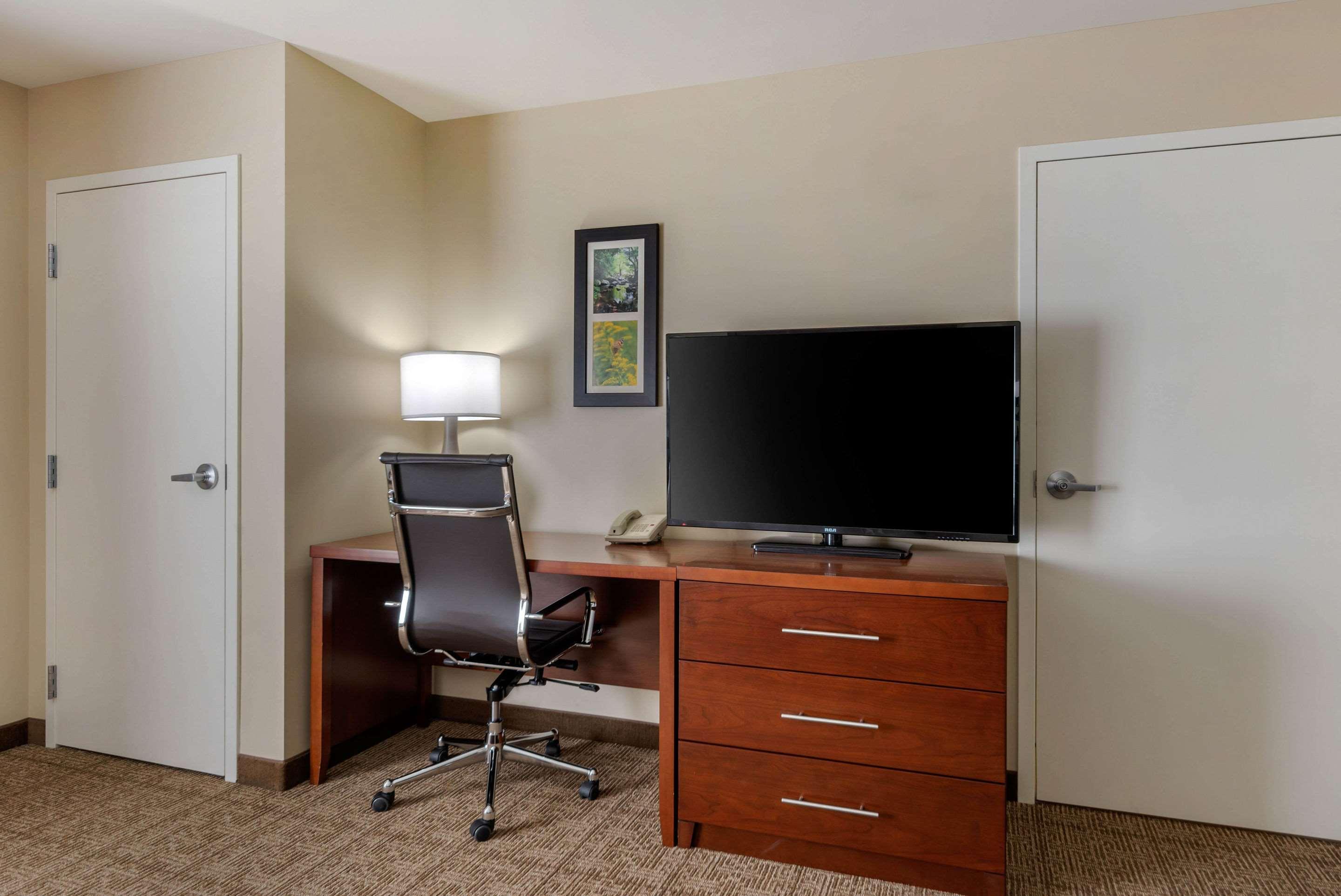 Comfort Inn & Suites Northern Kentucky — photo 5