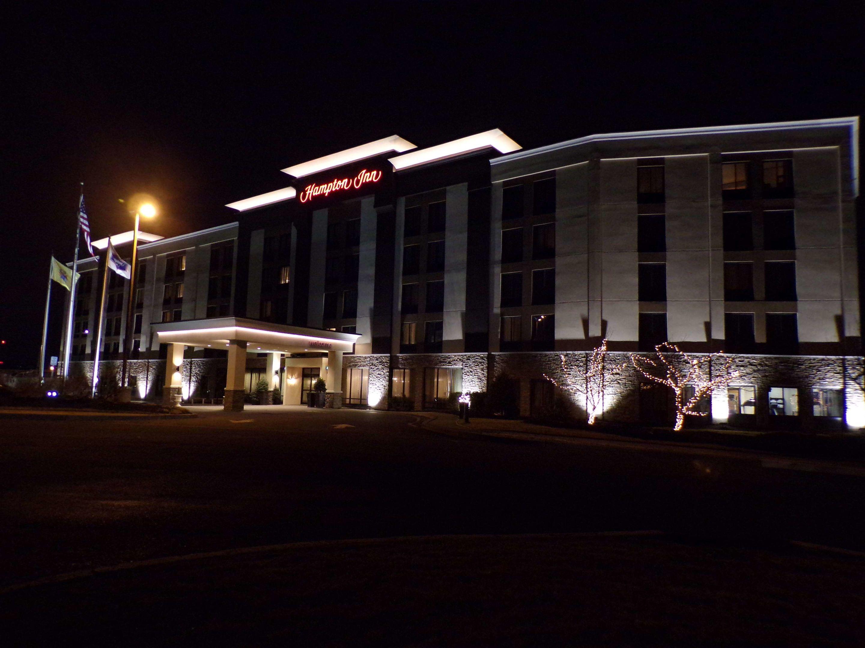 Hampton Inn Carlstadt at The Meadowlands — photo 3