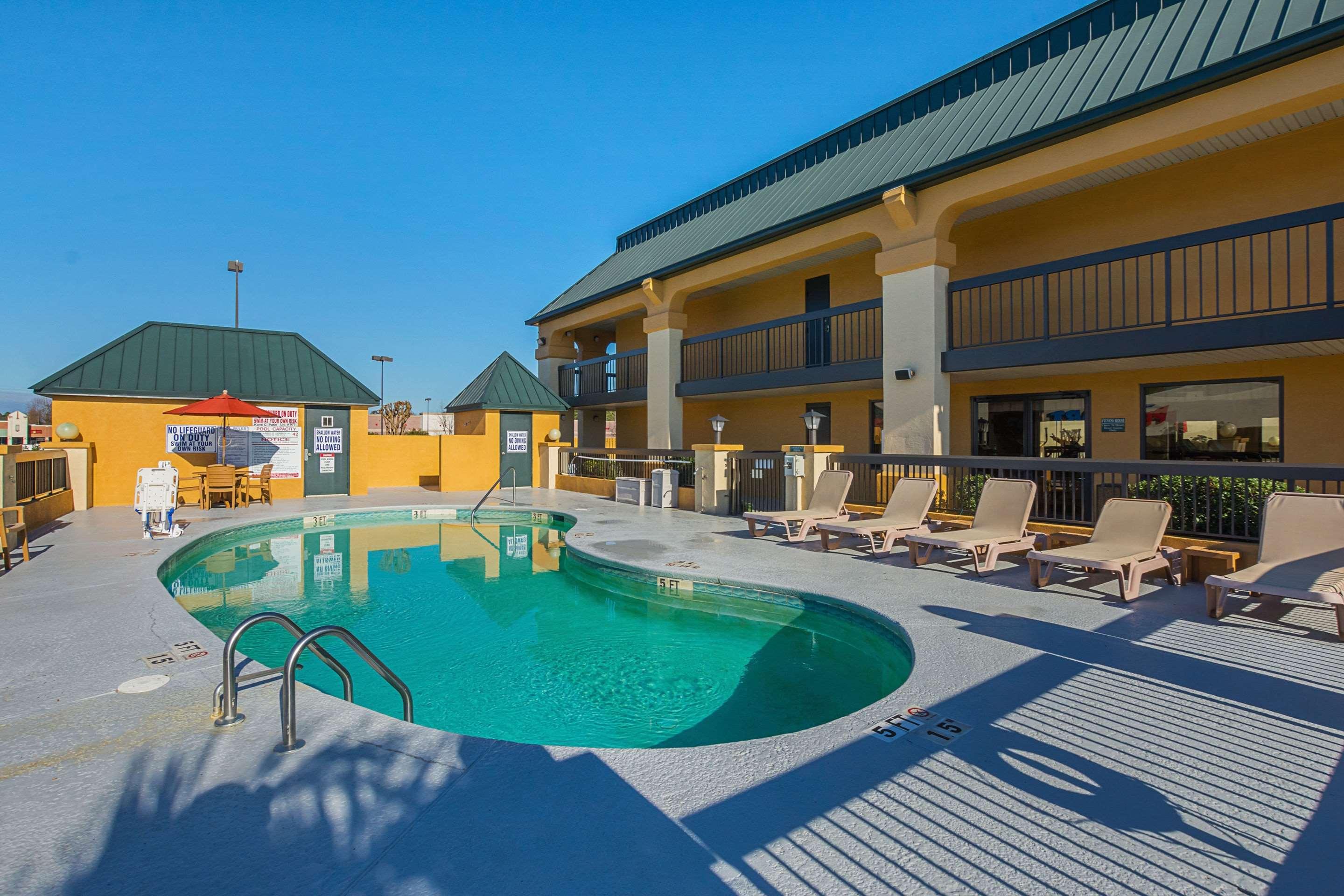 Quality Inn & Suites Civic Center — photo 4