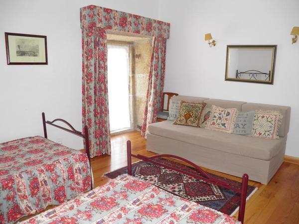 Casa de Vilarinho de S.Romão — photo 4