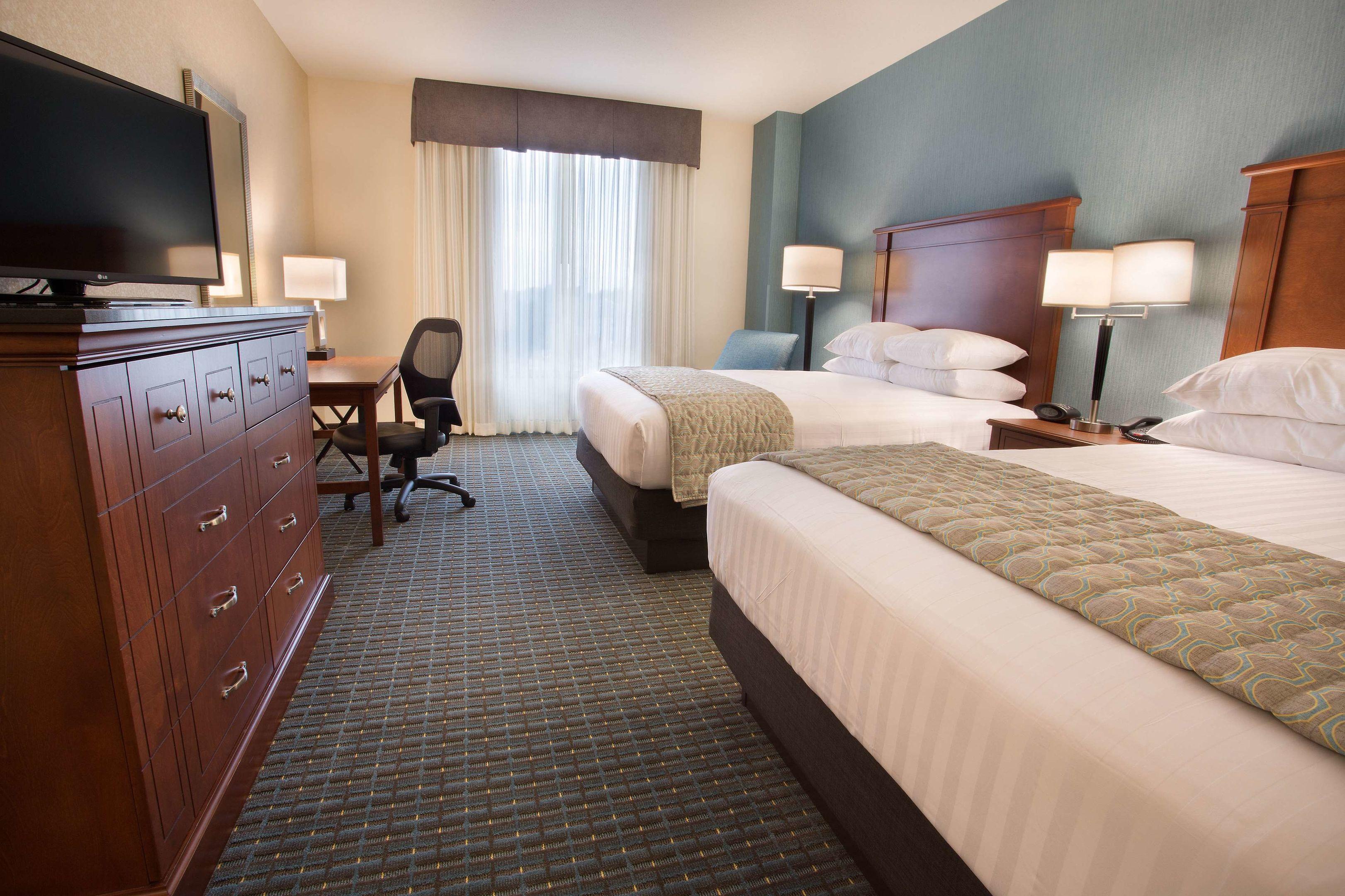 Drury Inn & Suites — photo 5