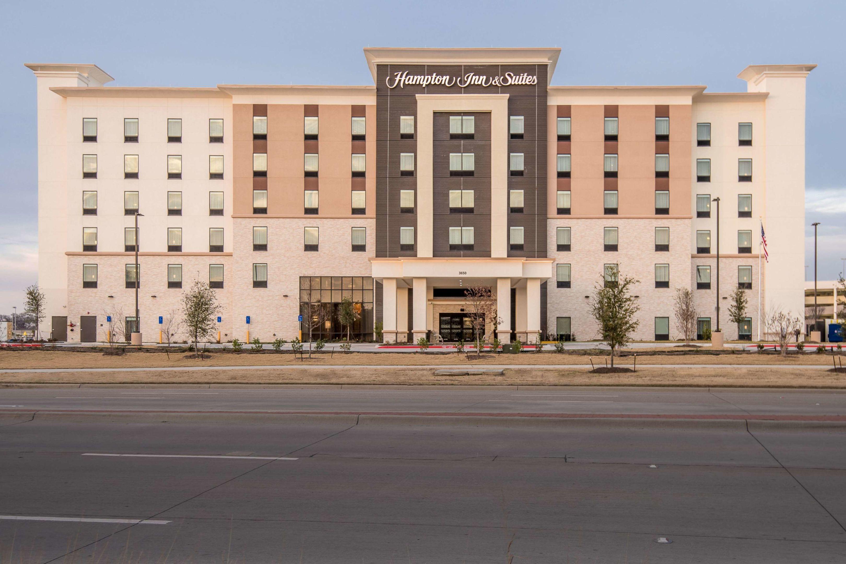Hampton Inn & Suites Dallas The Colony — photo 4