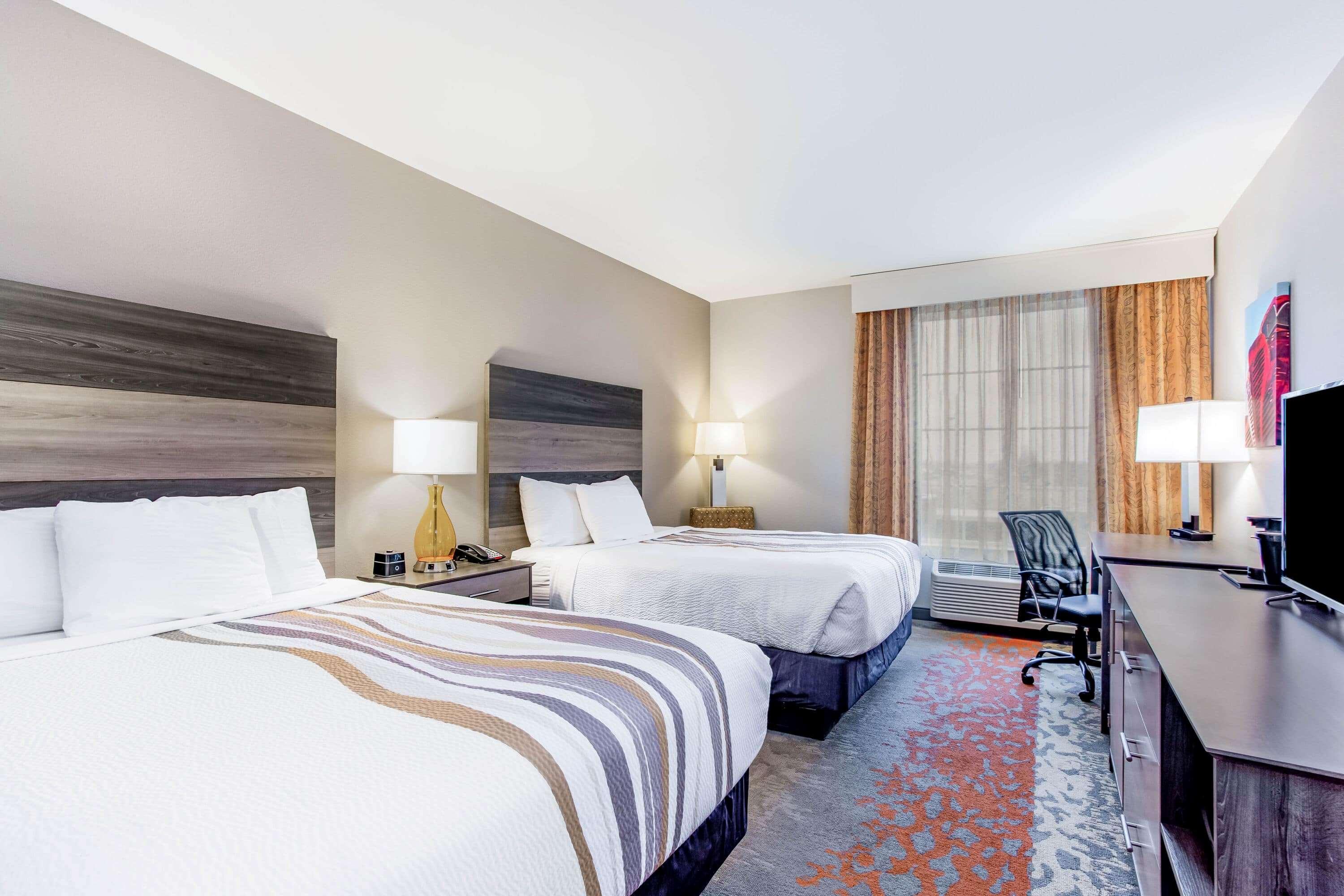 La Quinta Inn & Suites Andrews — photo 4