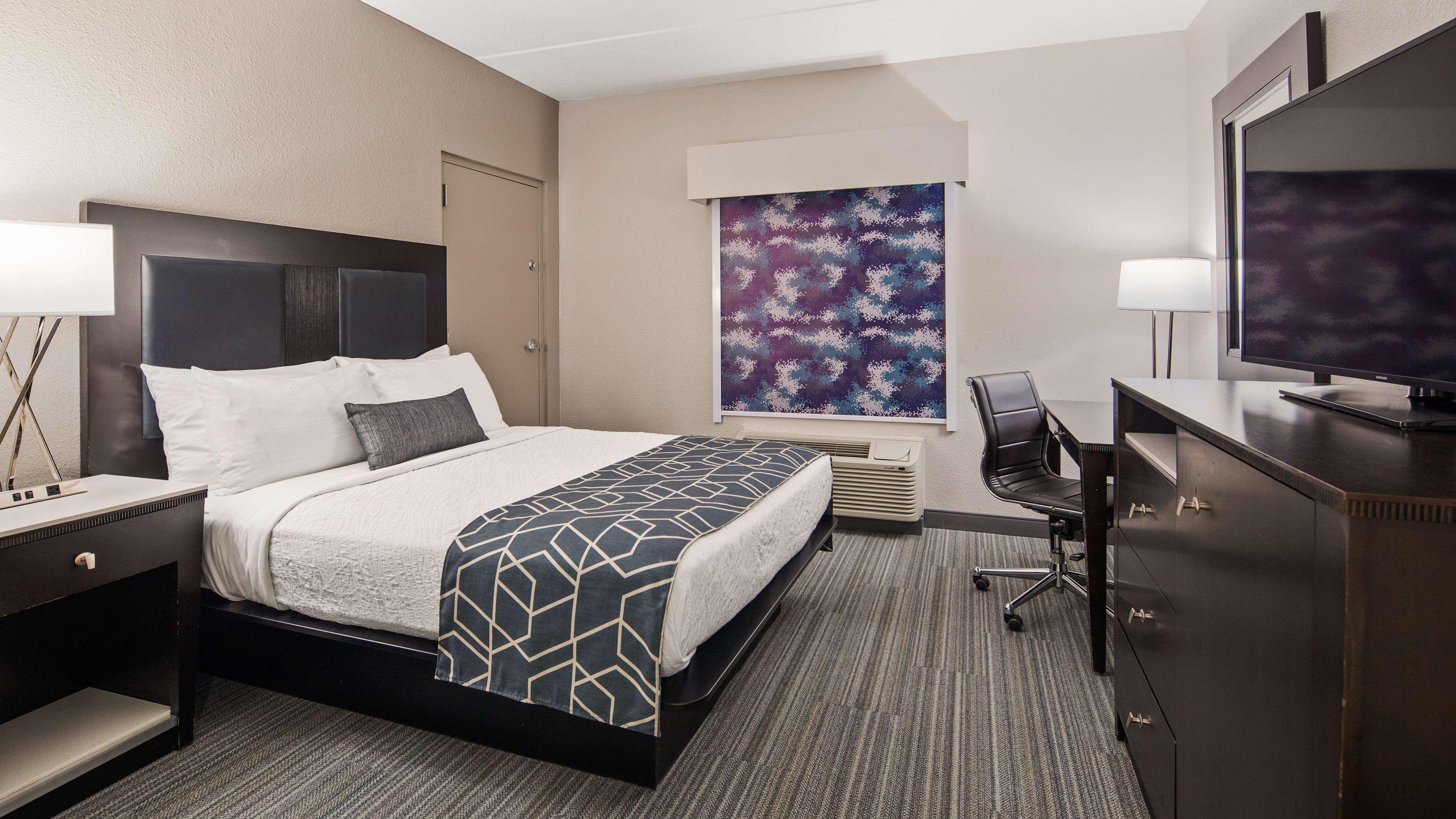 Best Western Plus Wilkes Barre-Scranton Airport Hotel — photo 5