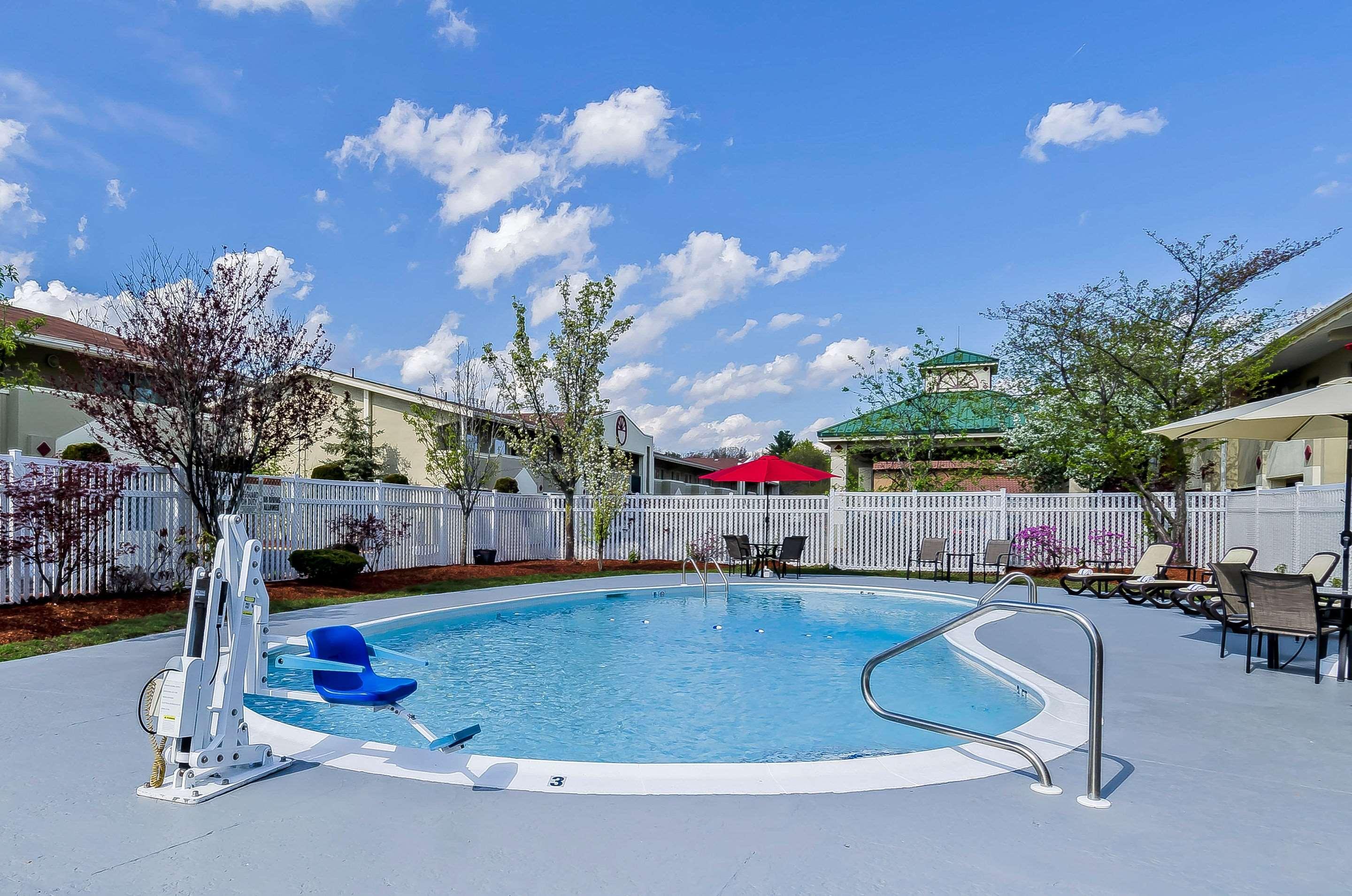 Quality Inn & Suites — photo 4