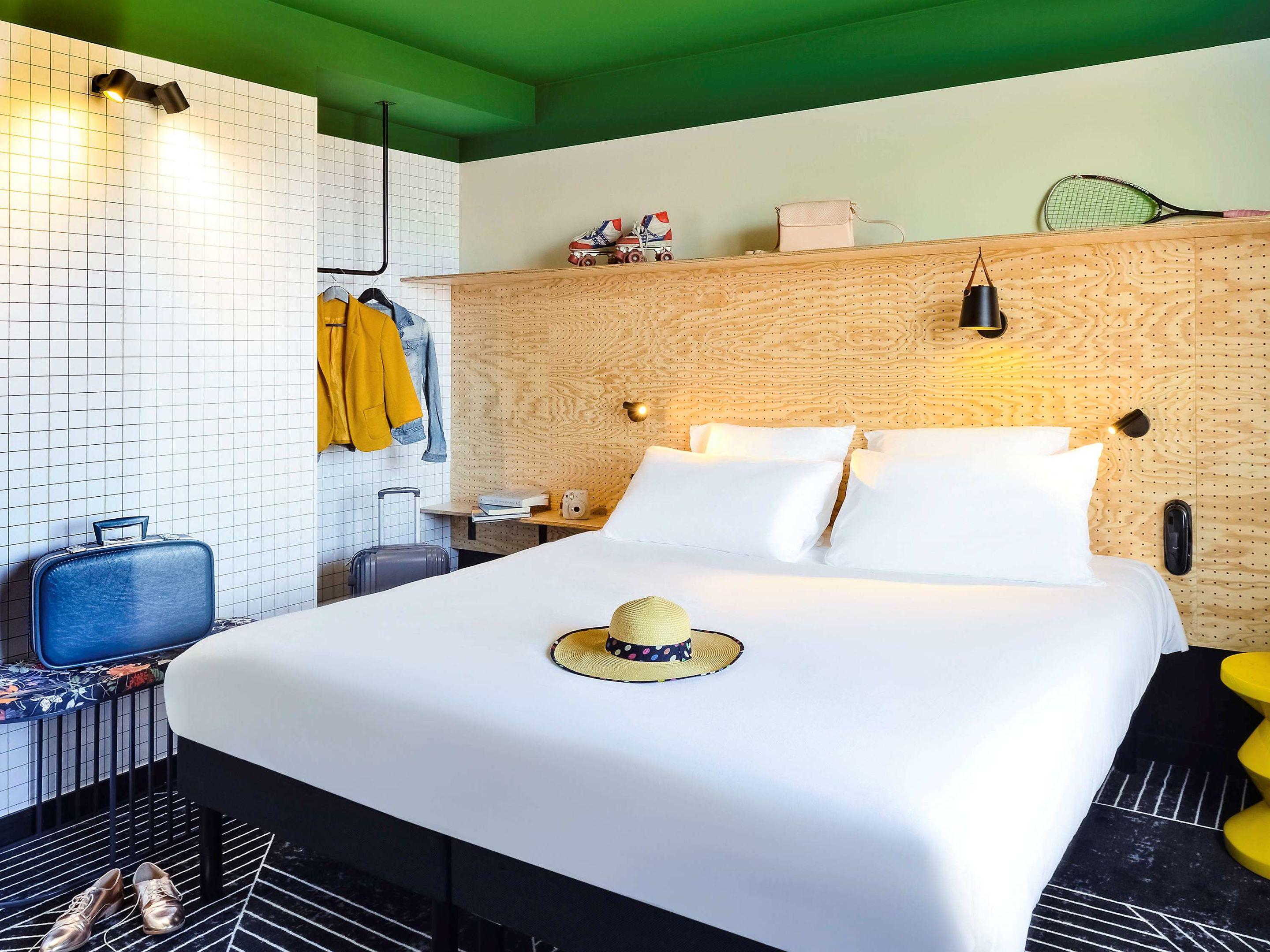 ibis Styles Lyon Meyzieu Stadium Olympique — photo 5