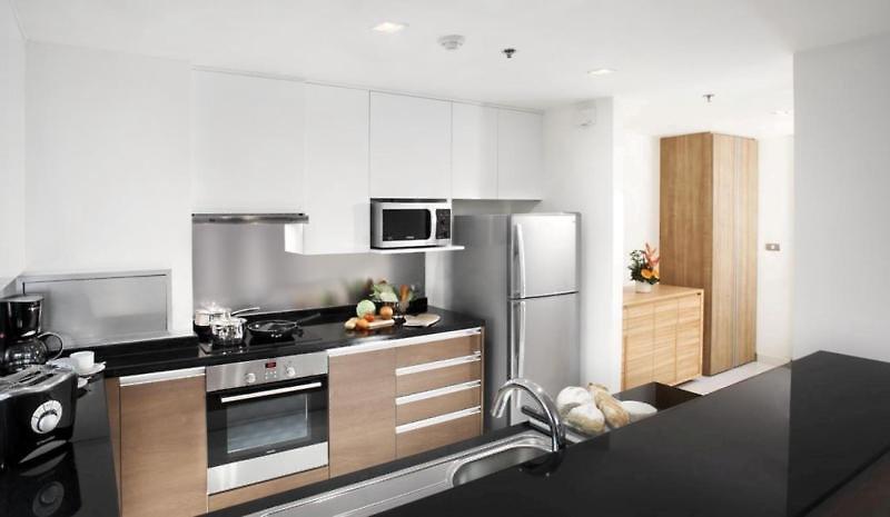 Oakwood Residence Sukhumvit 24 Bangkok — photo 5