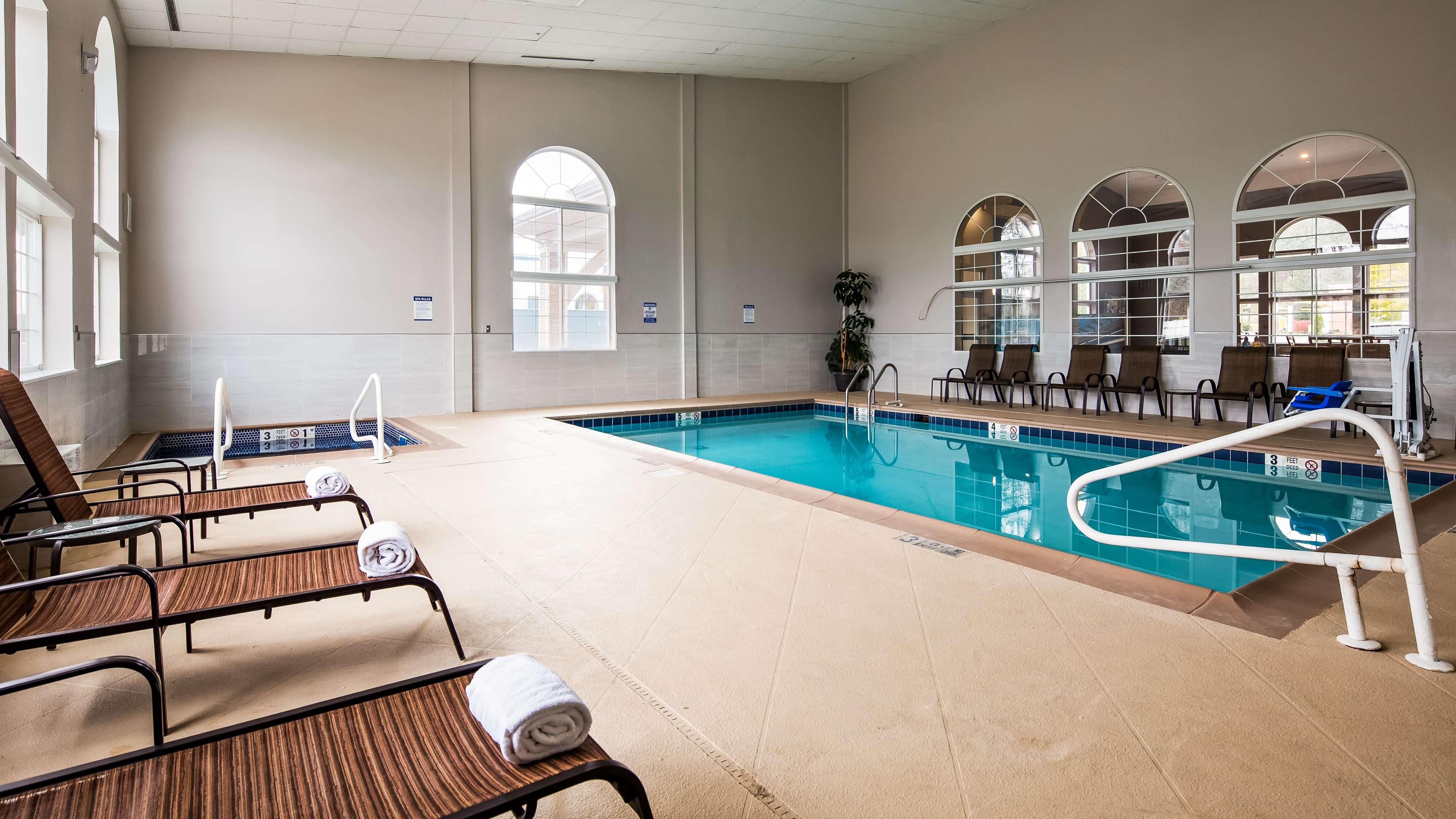 Best Western Cooperstown Inn & Suites — photo 3